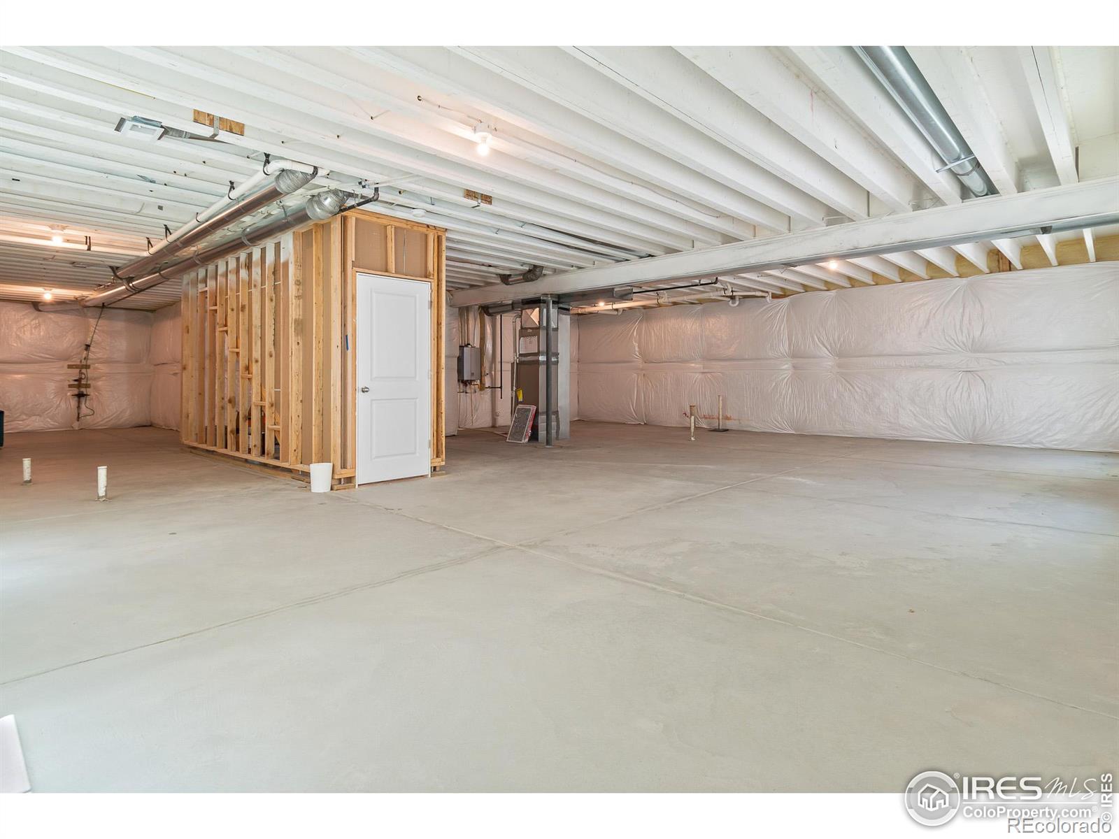 MLS Image #33 for 2107  setting sun drive,windsor, Colorado