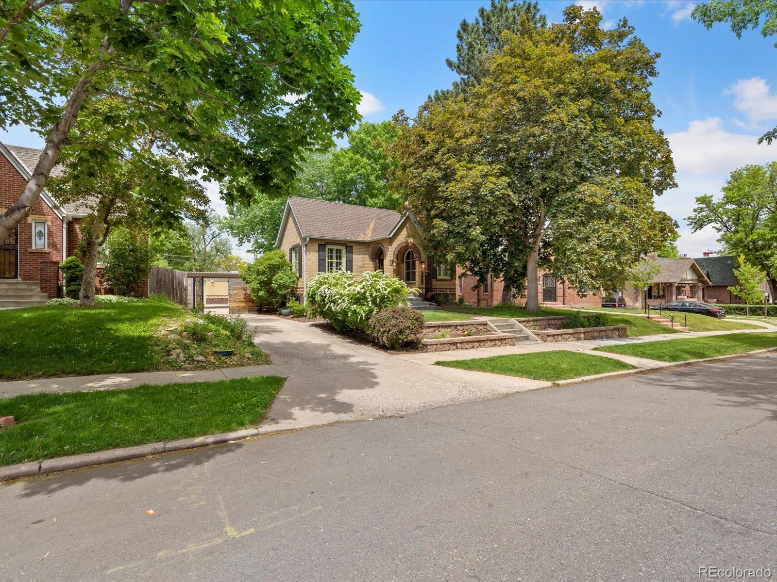 MLS Image #6 for 1345  elm street,denver, Colorado