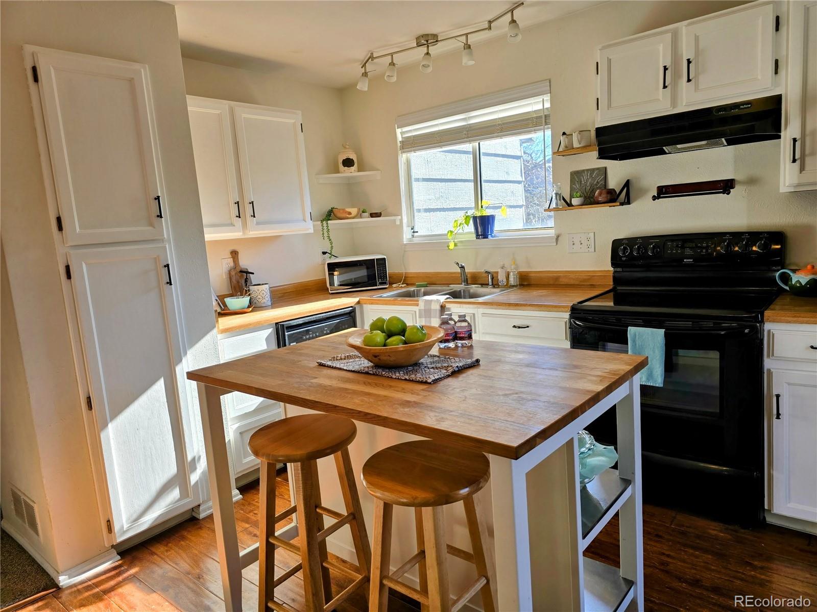 MLS Image #4 for 17968 e bethany place,aurora, Colorado
