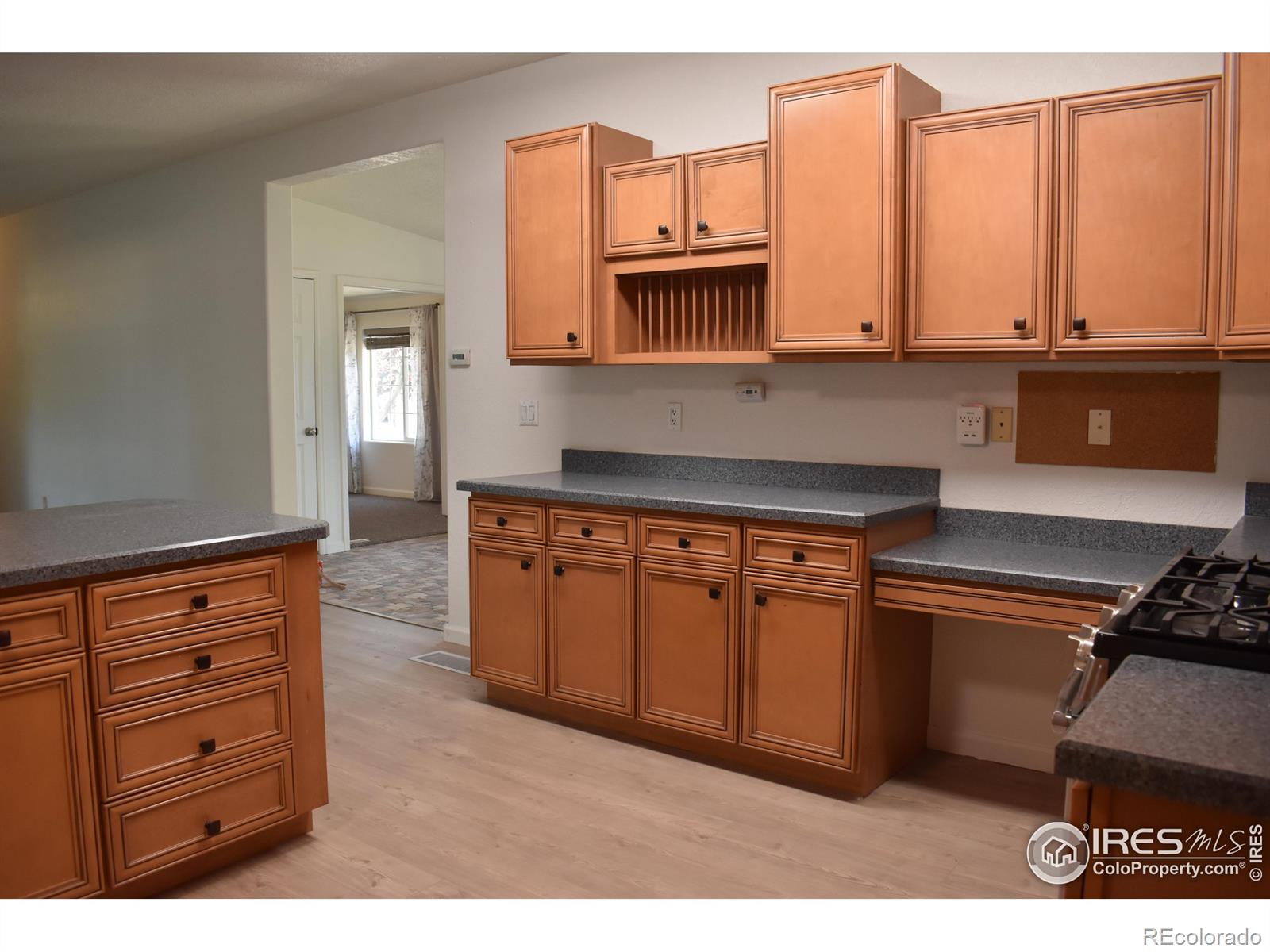 MLS Image #12 for 503  melody lane,platteville, Colorado