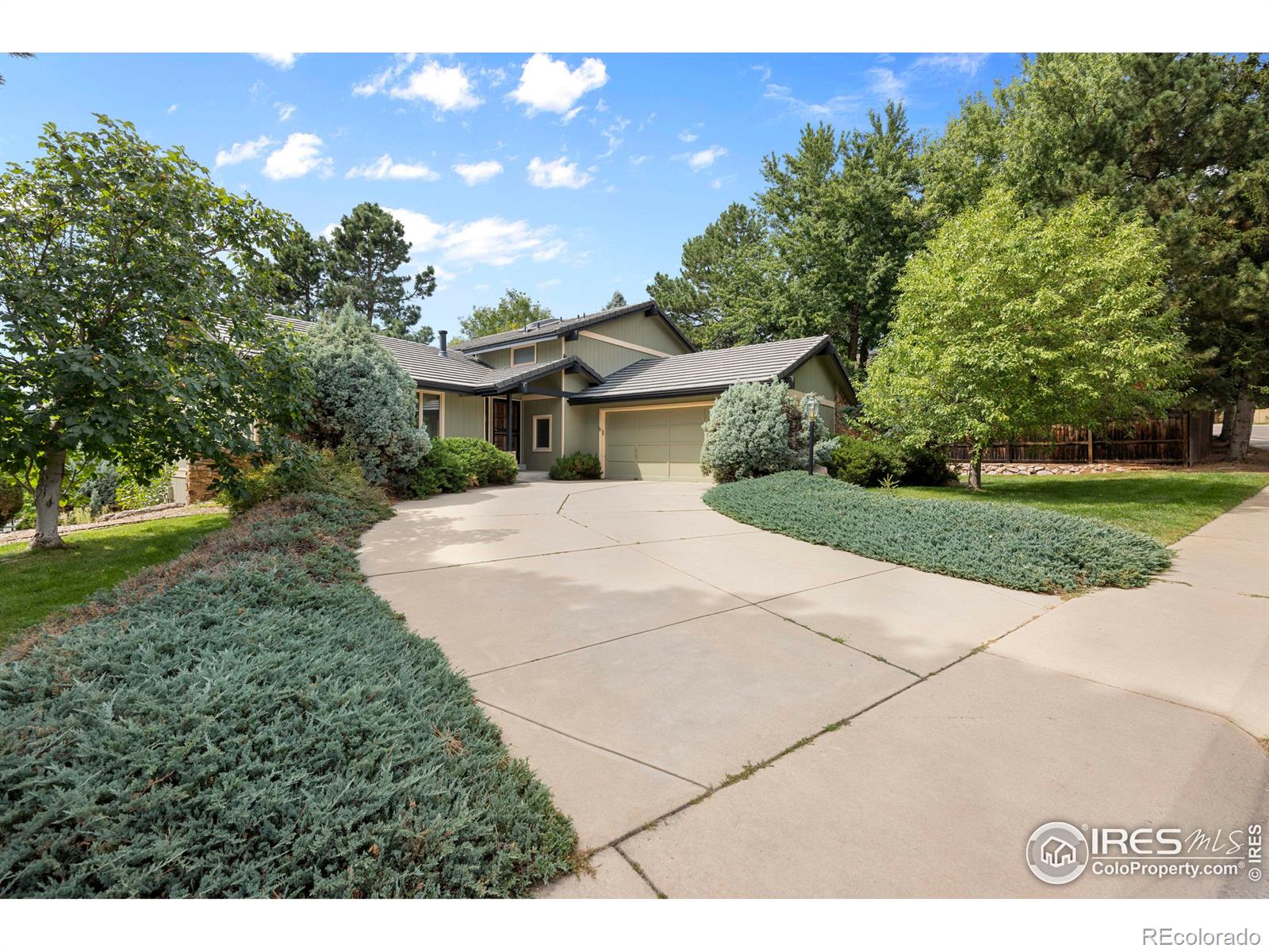 MLS Image #2 for 2133 s parfet drive,lakewood, Colorado