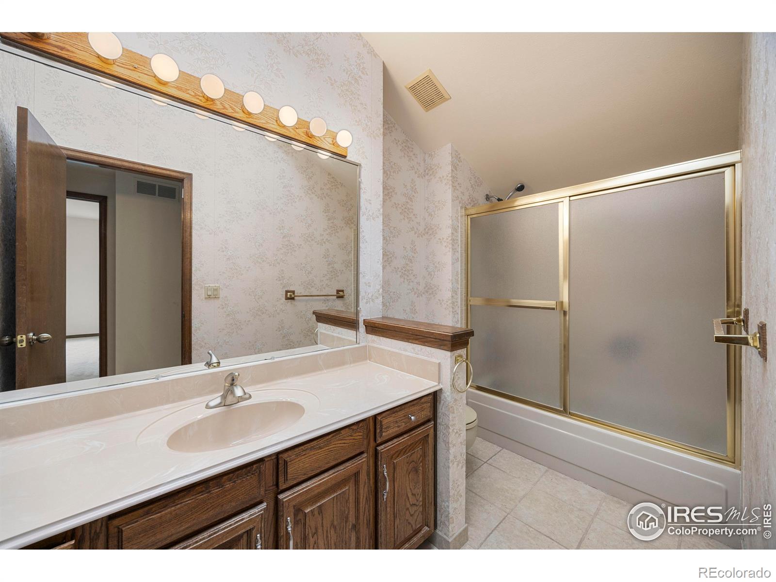 MLS Image #26 for 2133 s parfet drive,lakewood, Colorado