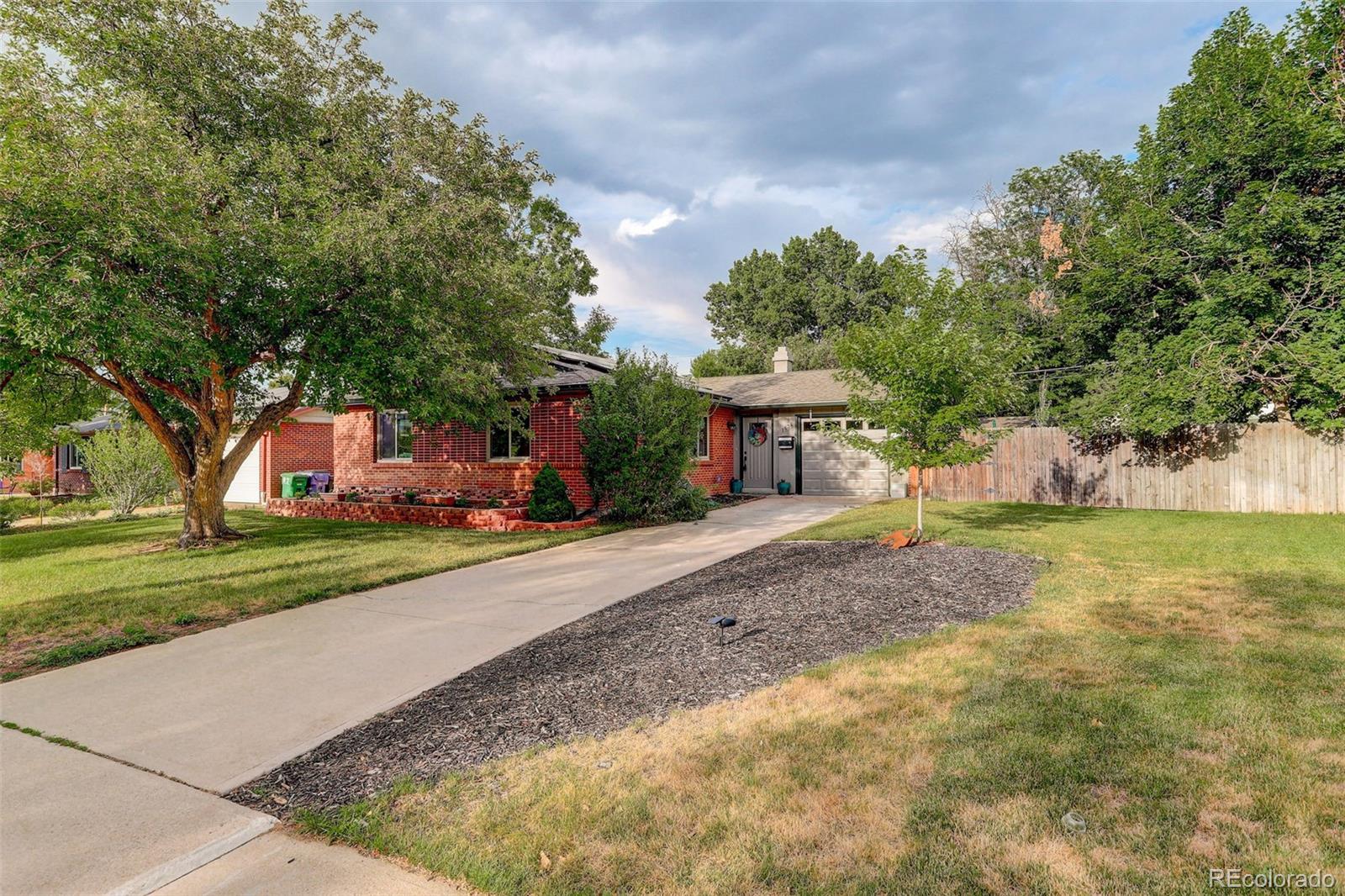 MLS Image #31 for 1634 s elm street,denver, Colorado