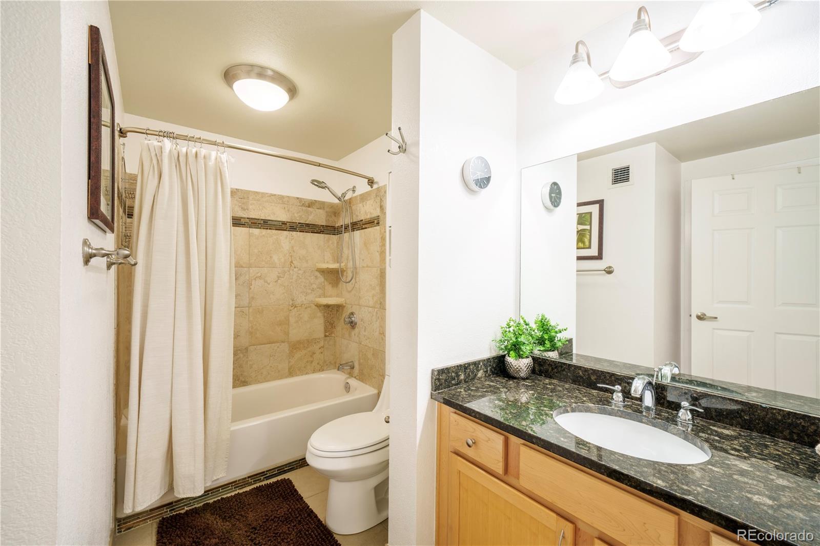 MLS Image #11 for 444  17th street 909,denver, Colorado