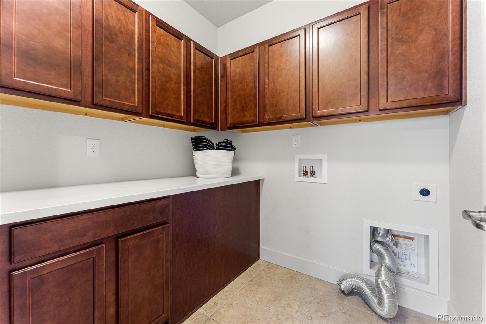 MLS Image #23 for 9385 e prairie meadow drive,denver, Colorado