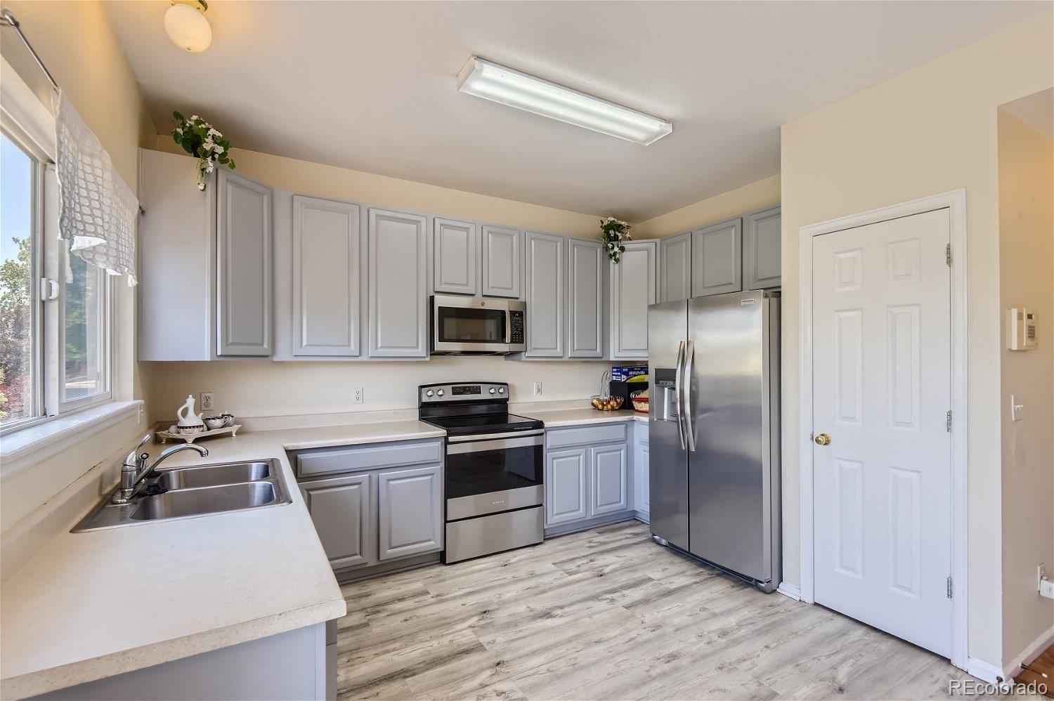 MLS Image #6 for 3810 s himalaya way,aurora, Colorado