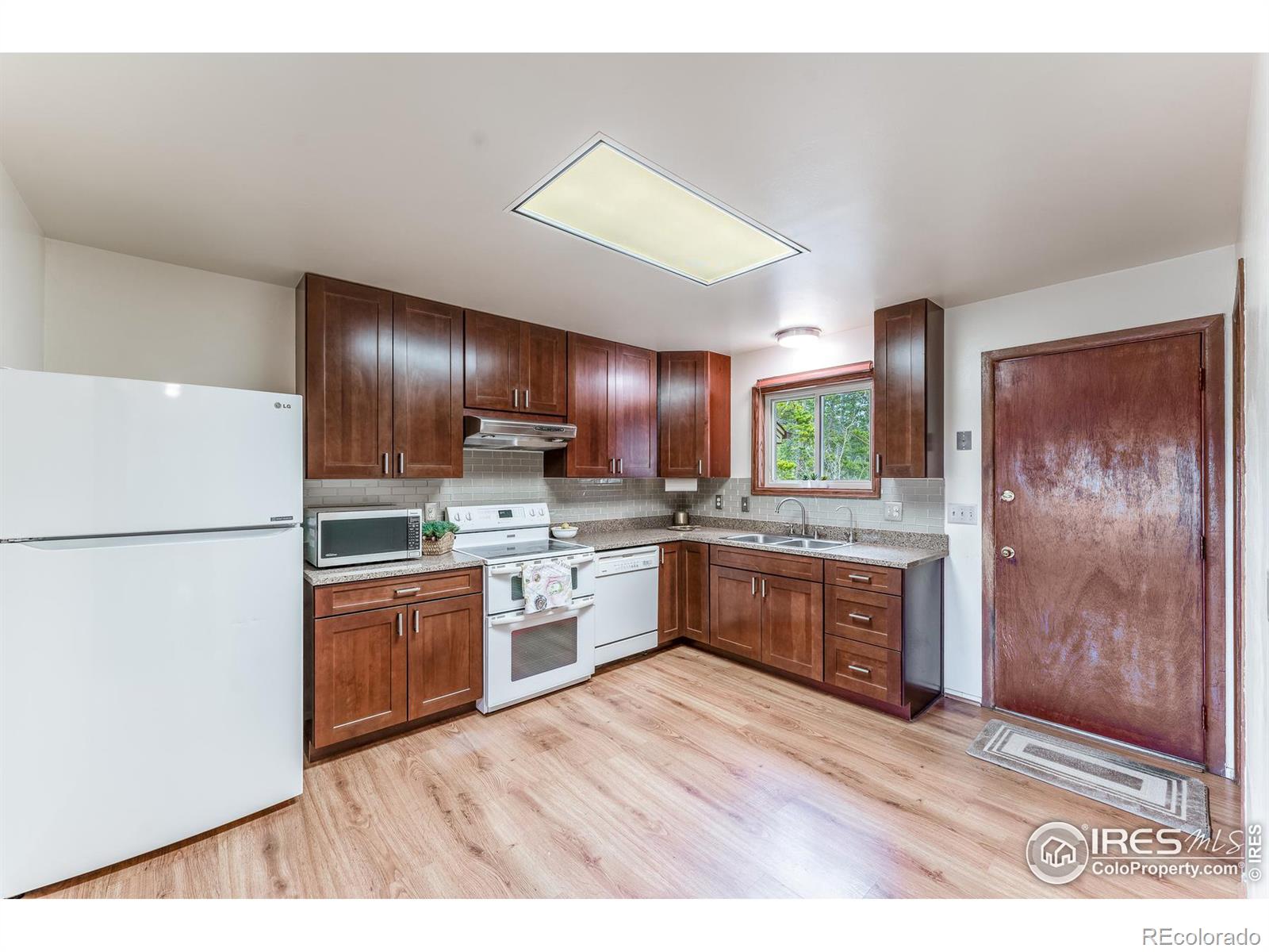 MLS Image #16 for 308  rangeview drive,black hawk, Colorado