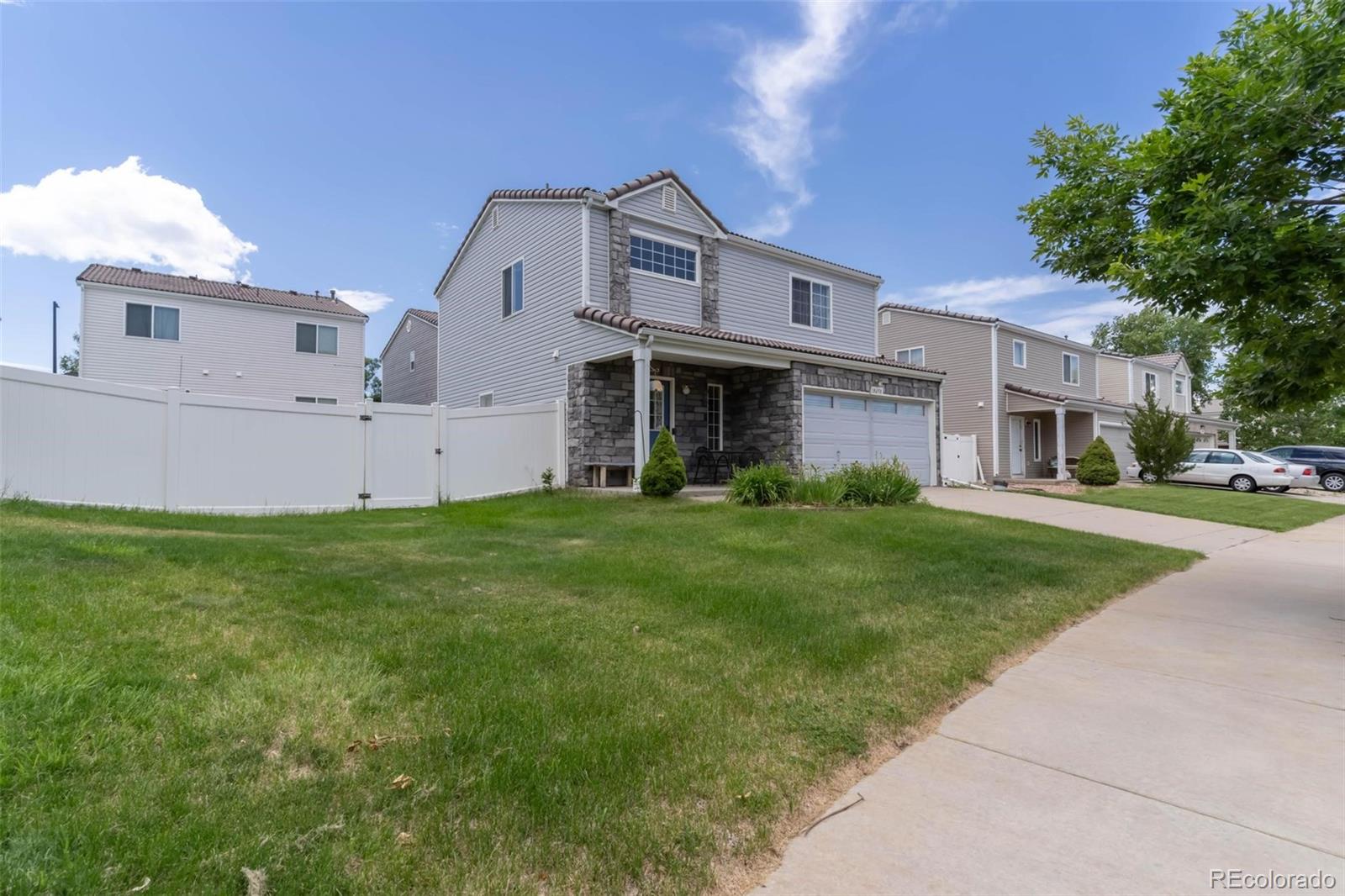 MLS Image #25 for 18658 e 41st avenue,denver, Colorado