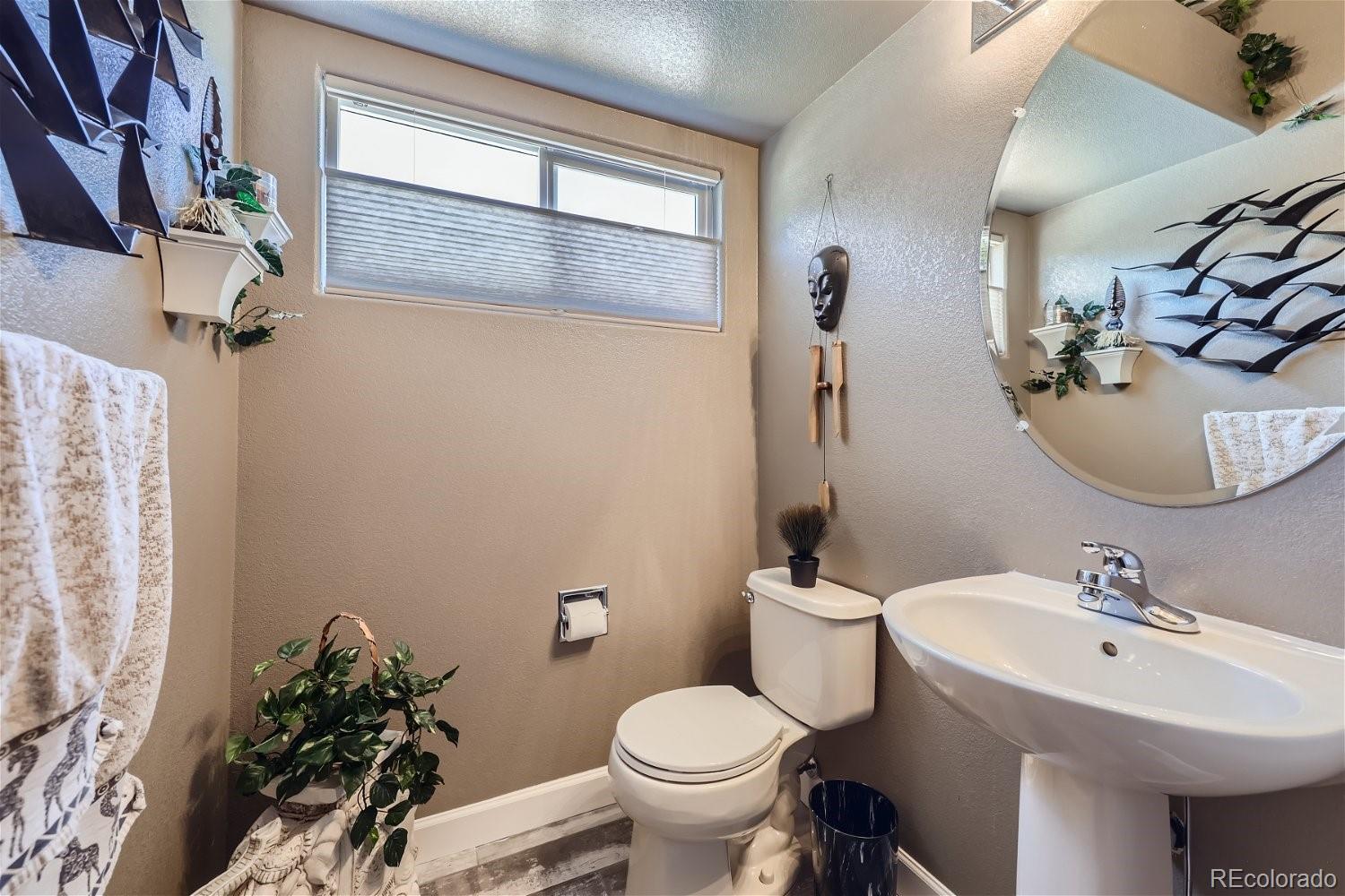 MLS Image #20 for 12735  home farm drive,denver, Colorado