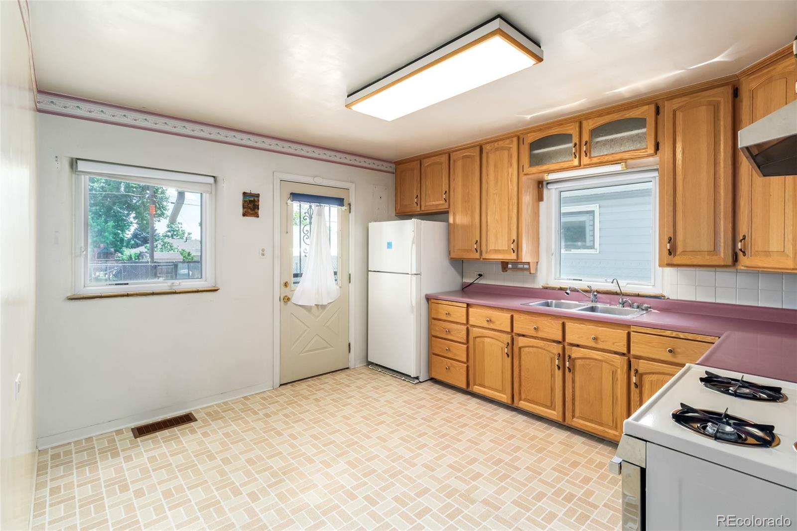 MLS Image #13 for 144 s eliot street,denver, Colorado