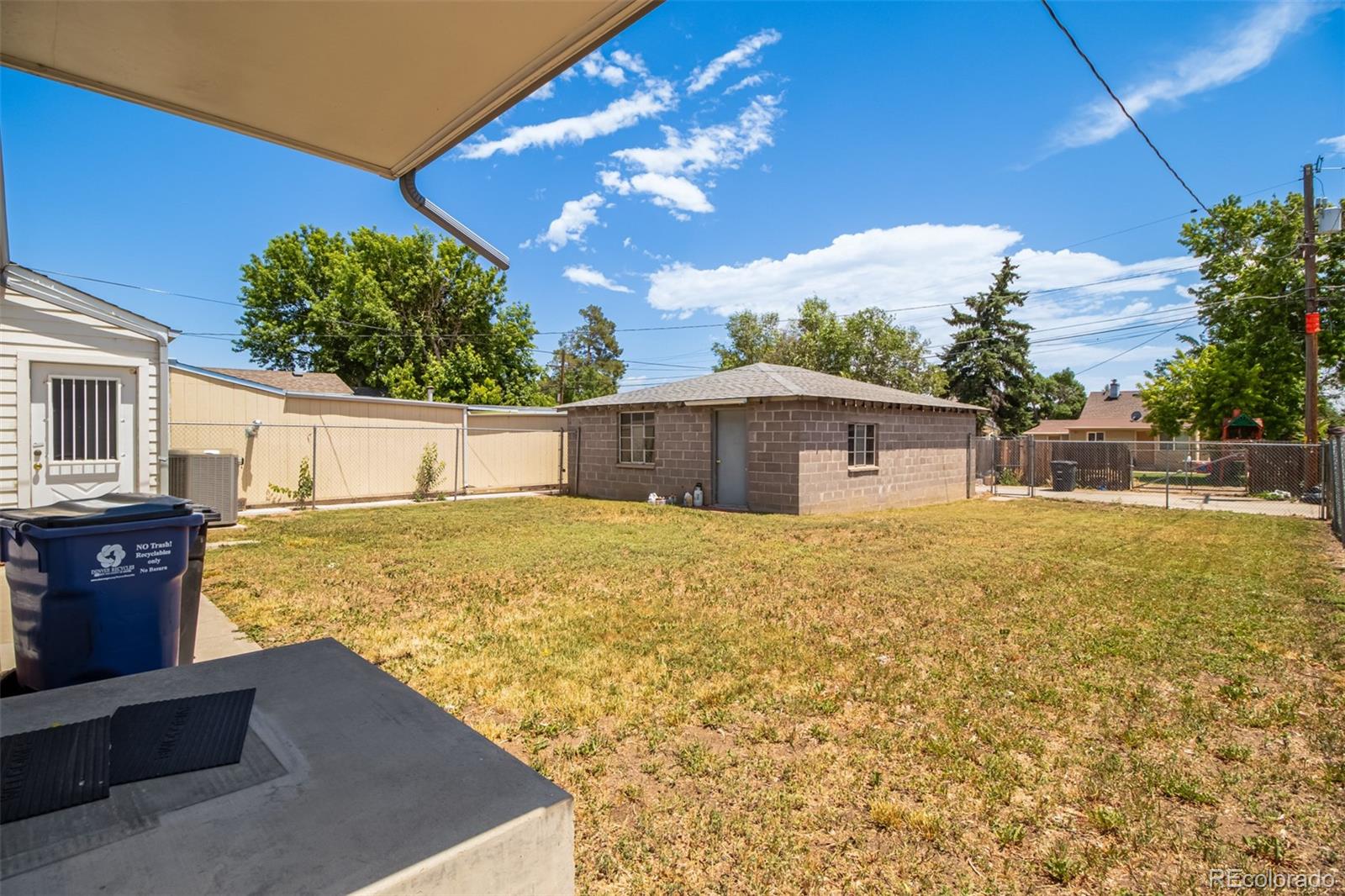 MLS Image #26 for 144 s eliot street,denver, Colorado