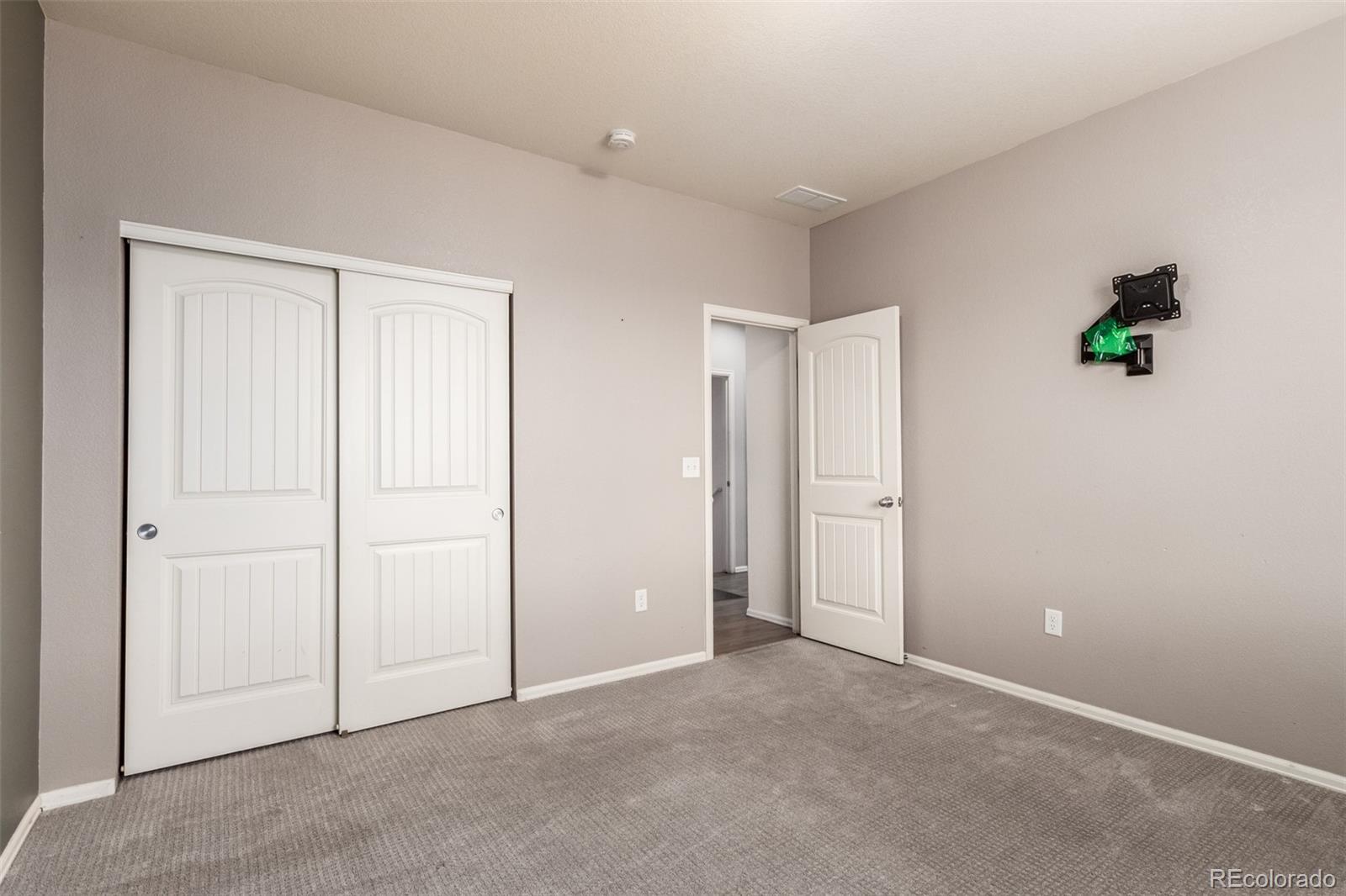 MLS Image #23 for 6087 n flanders street,aurora, Colorado