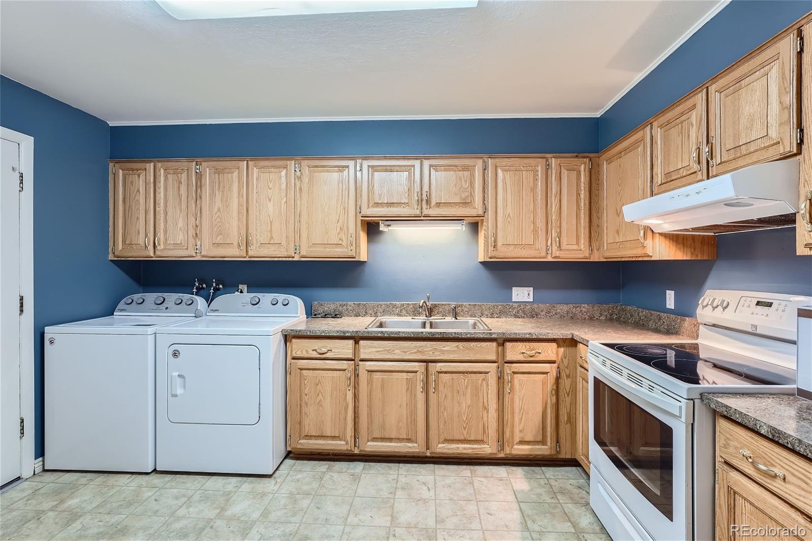 MLS Image #7 for 6052  van gordon street,arvada, Colorado