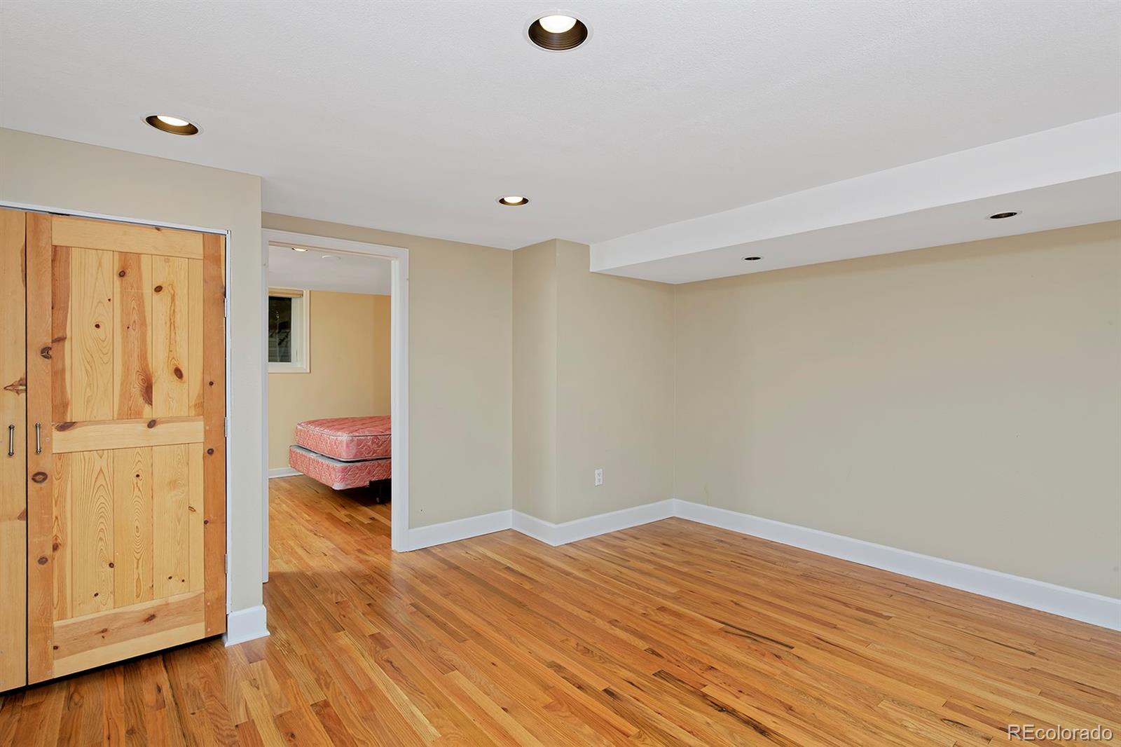 MLS Image #33 for 1745  kearney street,denver, Colorado