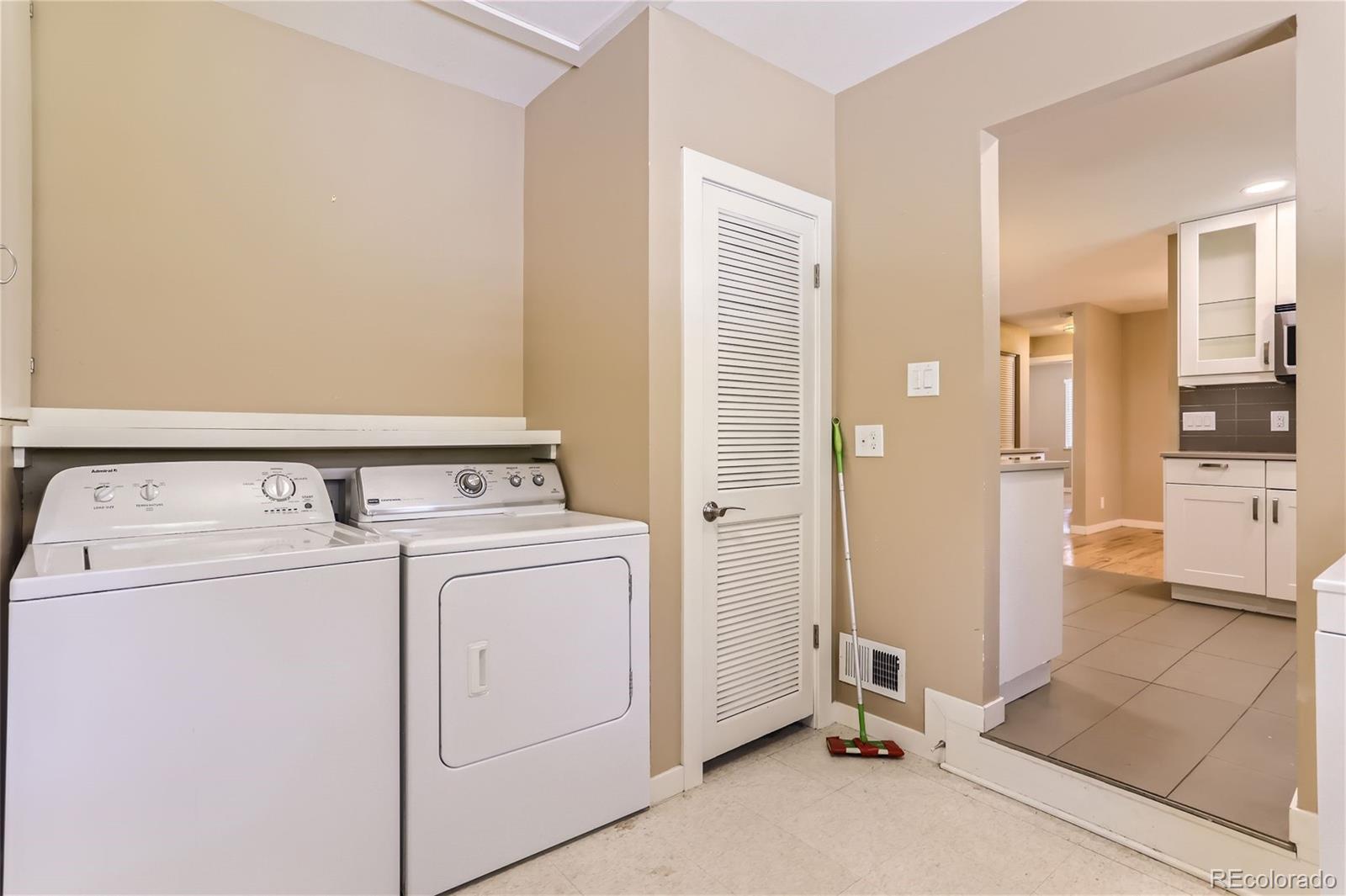 MLS Image #23 for 2937 s madison street,denver, Colorado