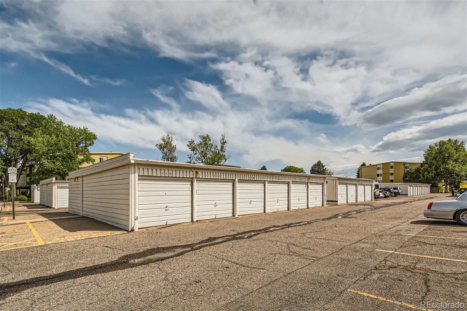 MLS Image #10 for 9335 e center avenue,denver, Colorado