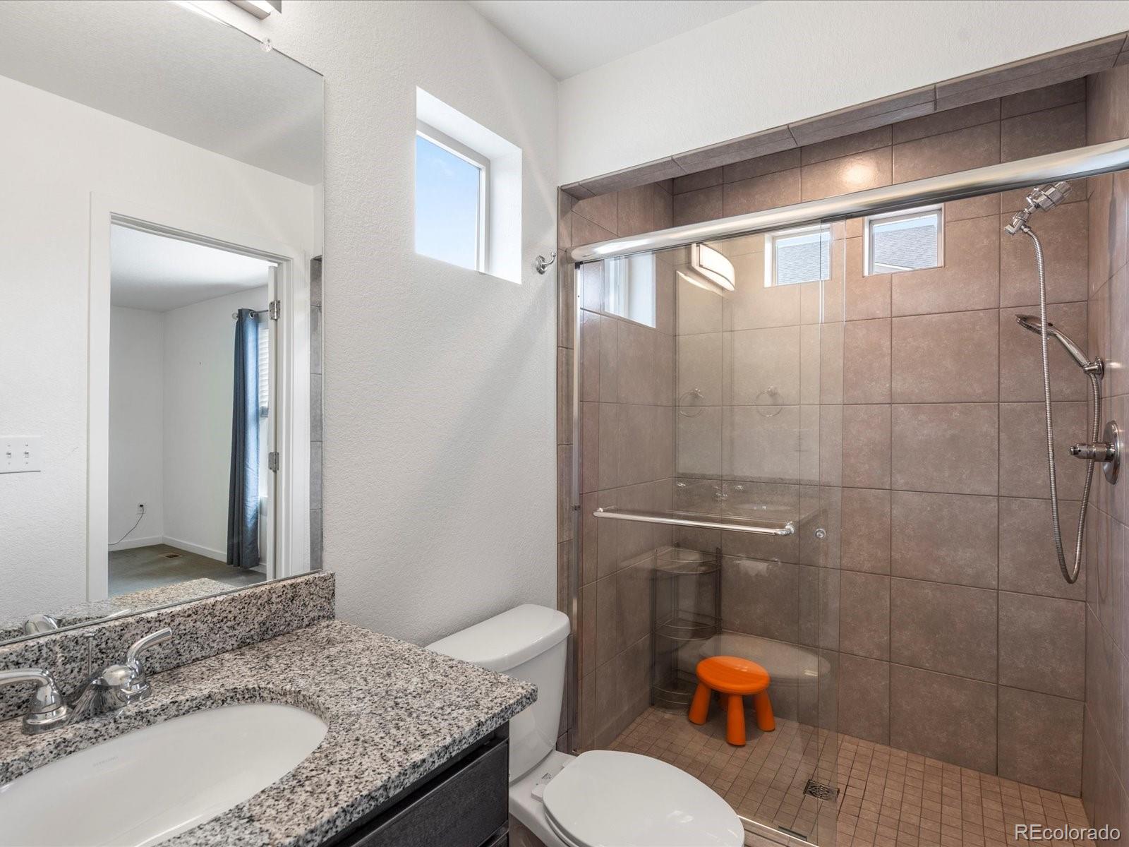 MLS Image #19 for 4872  halifax court,denver, Colorado