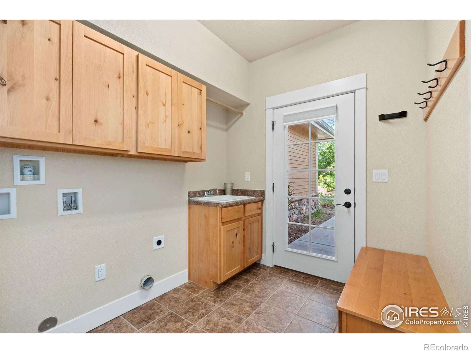 MLS Image #12 for 2217  trestle road,fort collins, Colorado