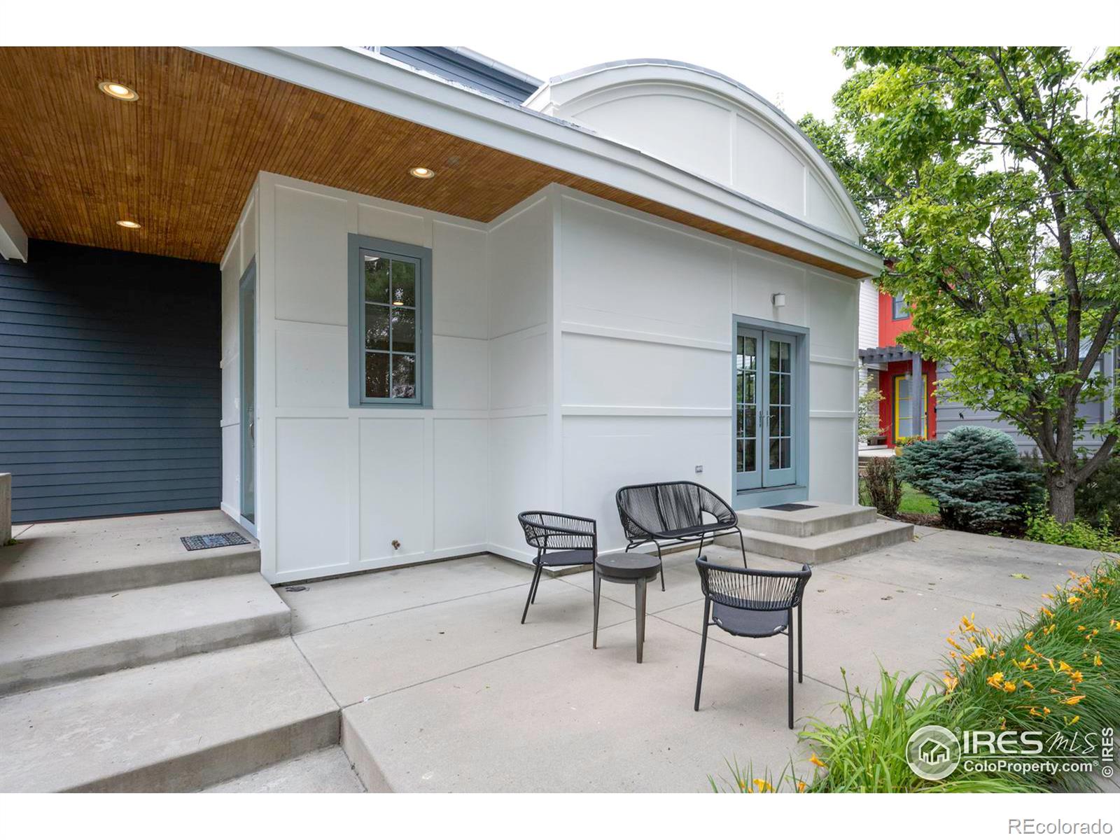 MLS Image #2 for 1012  neon forest circle,longmont, Colorado