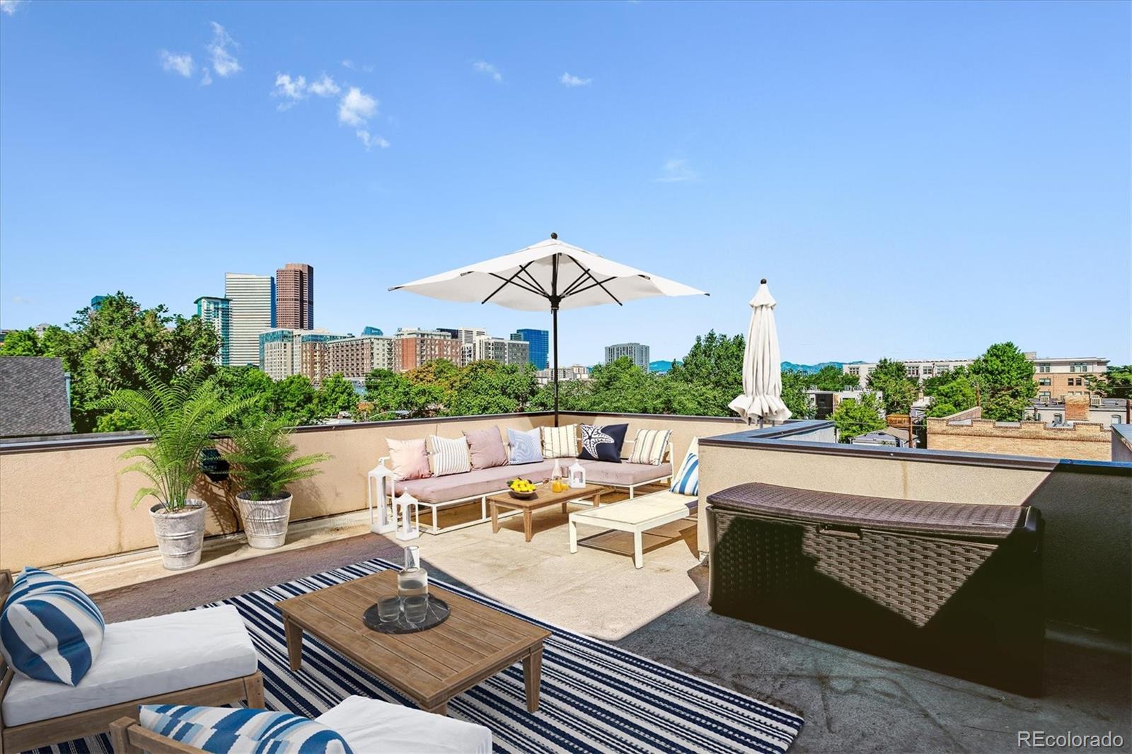 MLS Image #31 for 2460  tremont place,denver, Colorado