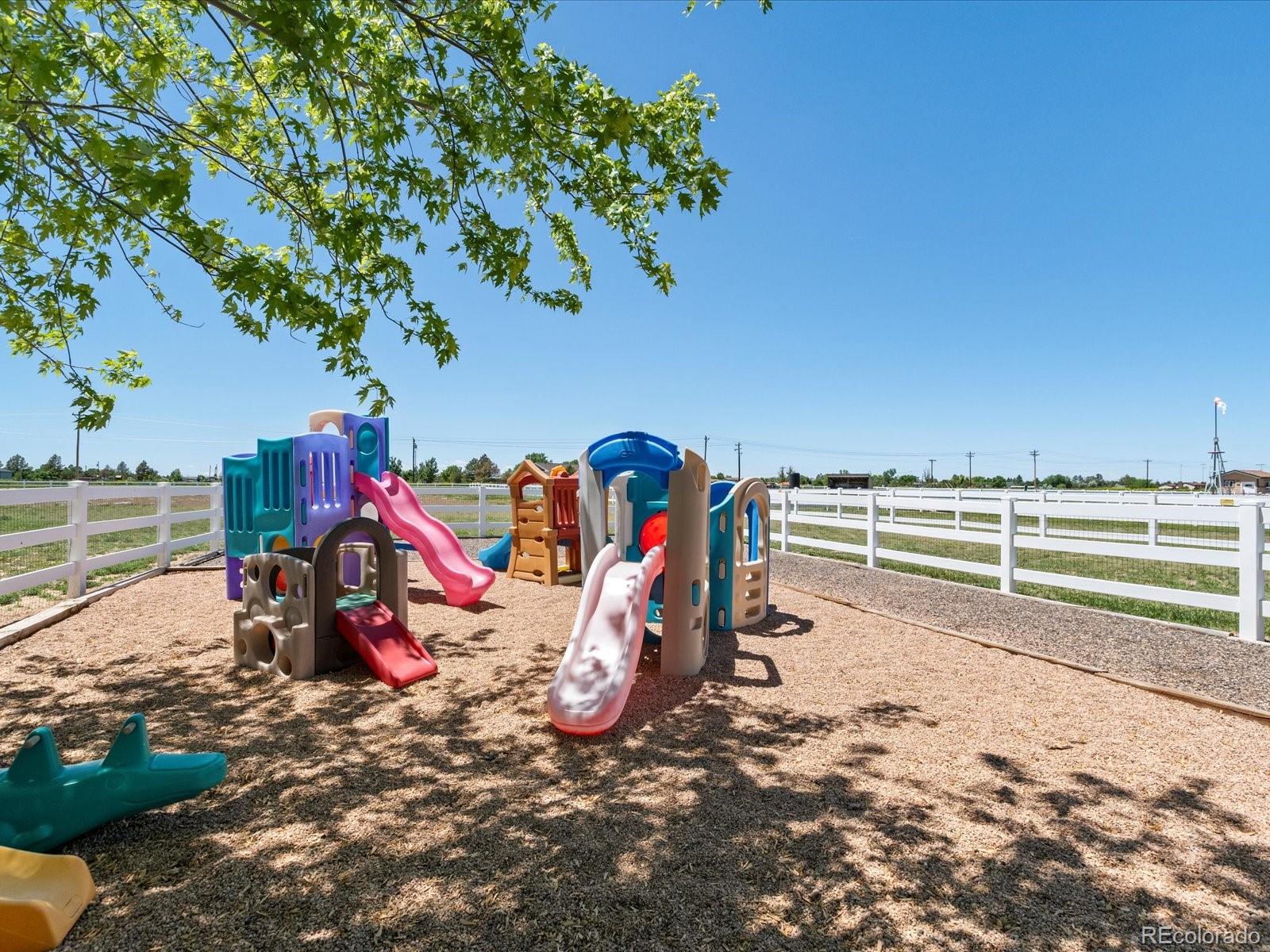 MLS Image #36 for 855  cherokee street,strasburg, Colorado