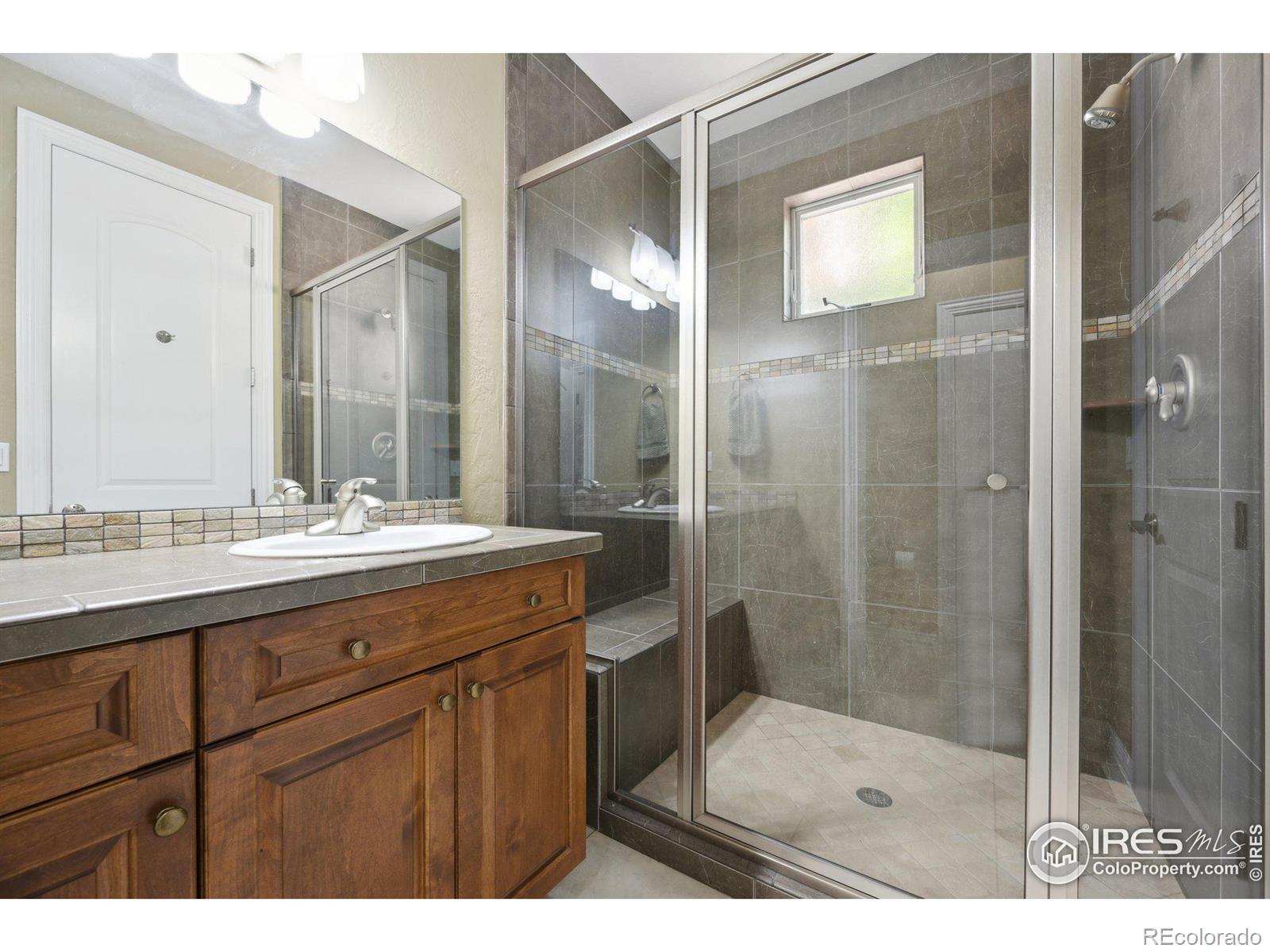 MLS Image #13 for 3240 s clermont street,denver, Colorado