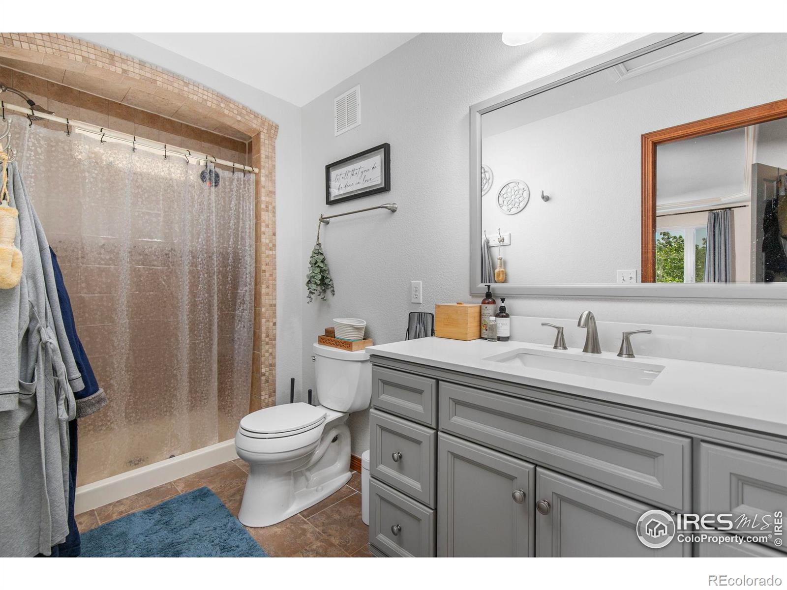 MLS Image #18 for 1004  santanka trail,bellvue, Colorado