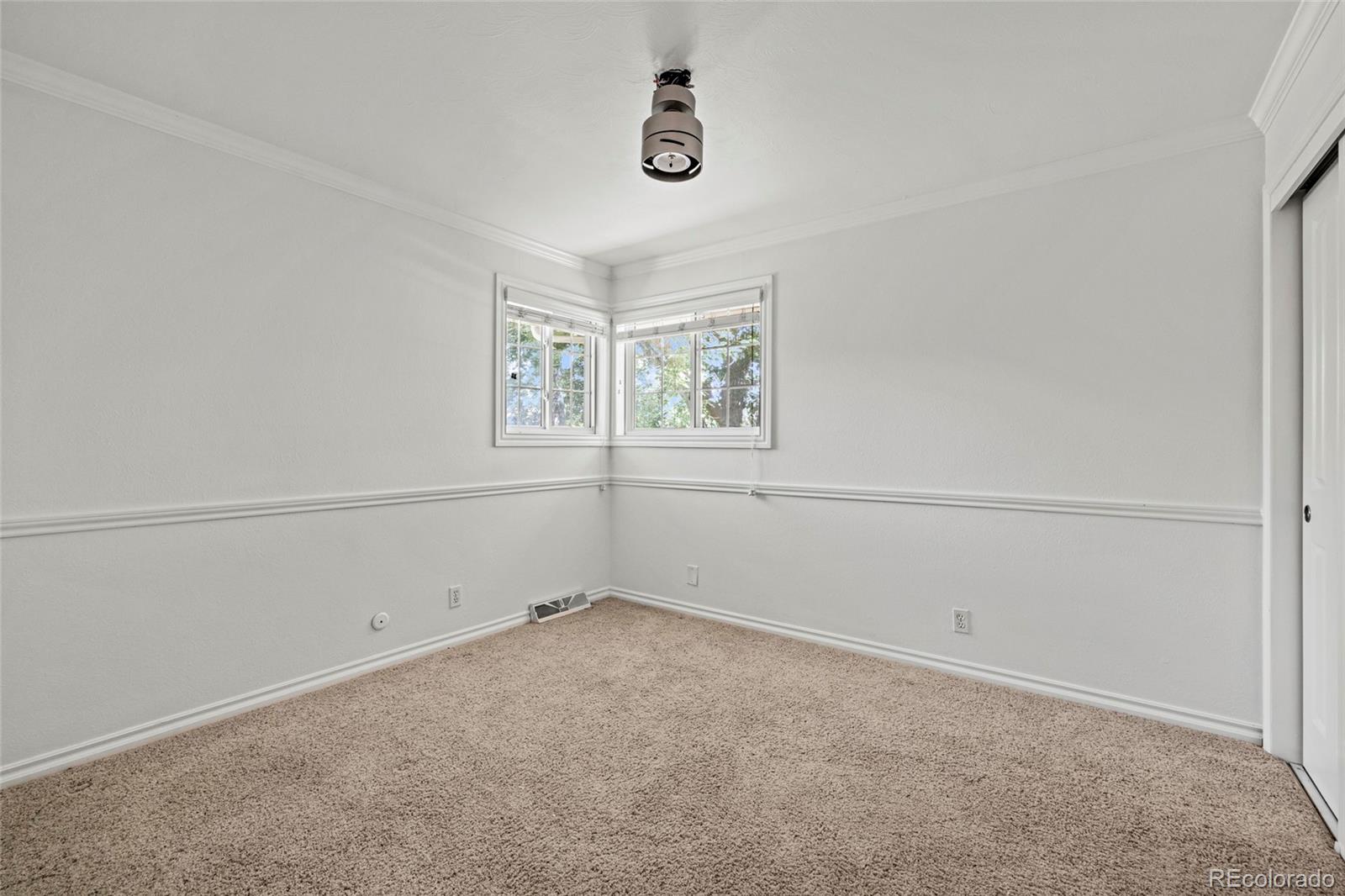 MLS Image #10 for 7333 s tamarac street,centennial, Colorado