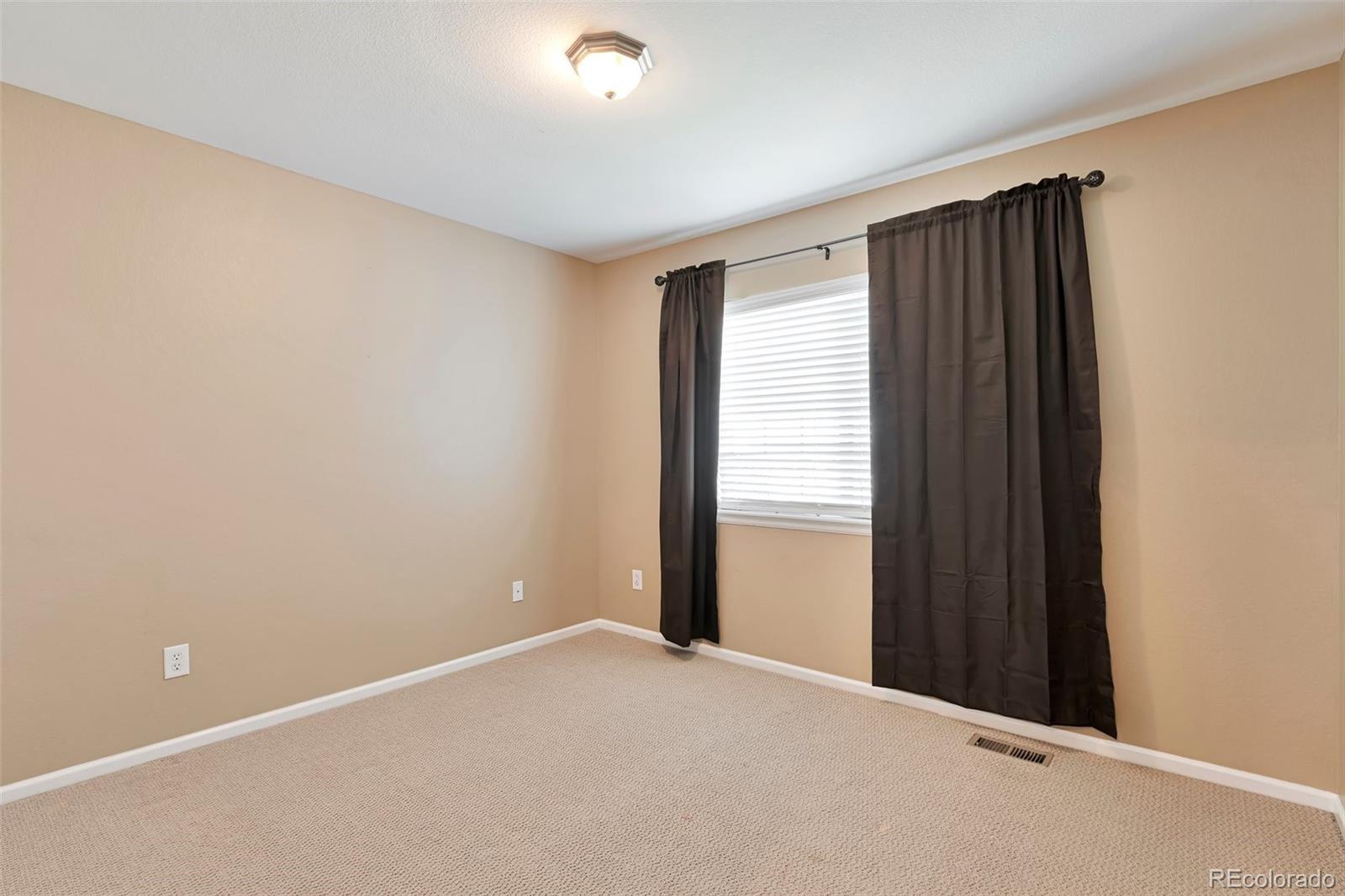 MLS Image #11 for 5898 s duquesne court,aurora, Colorado