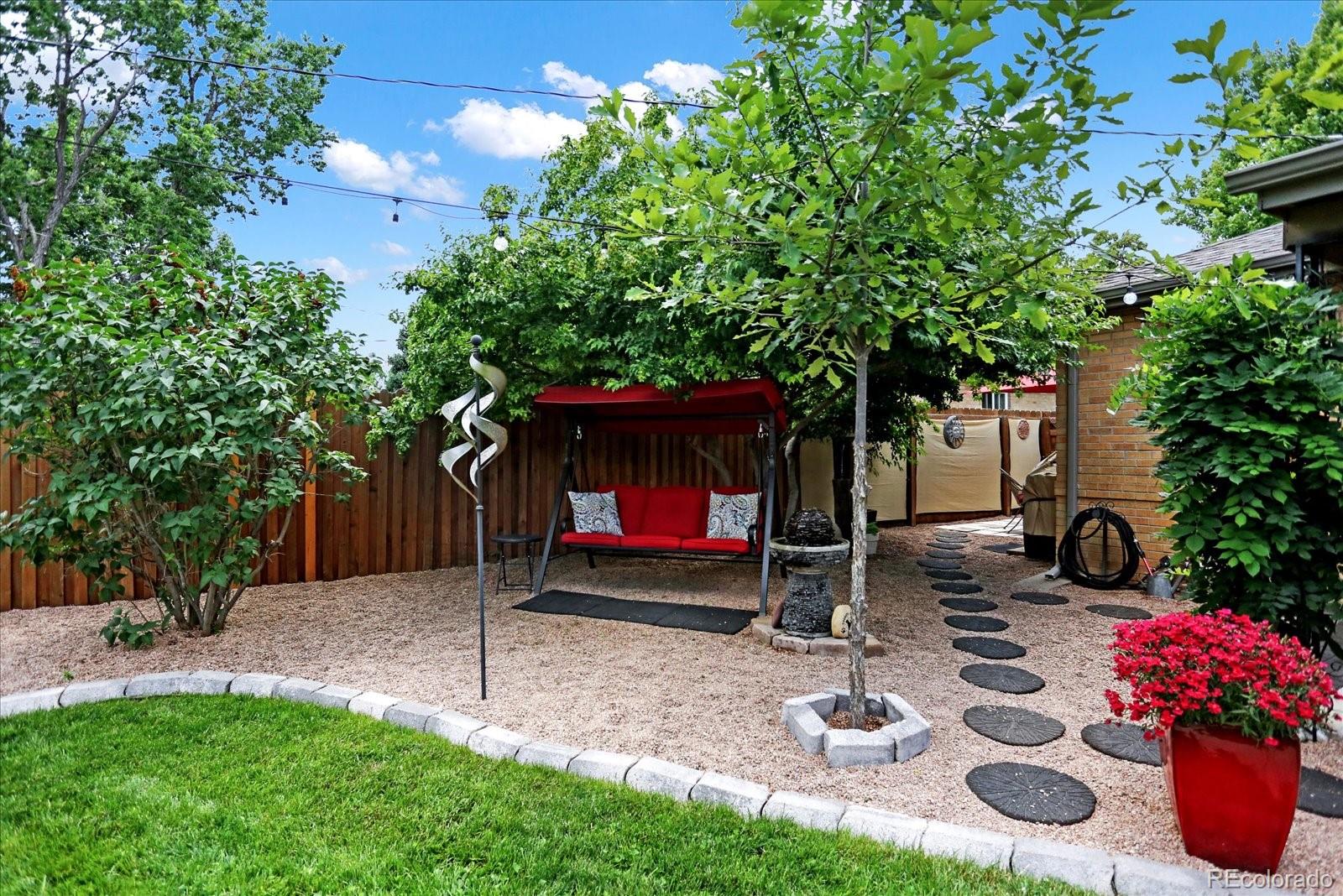 MLS Image #25 for 1660  roslyn street,denver, Colorado