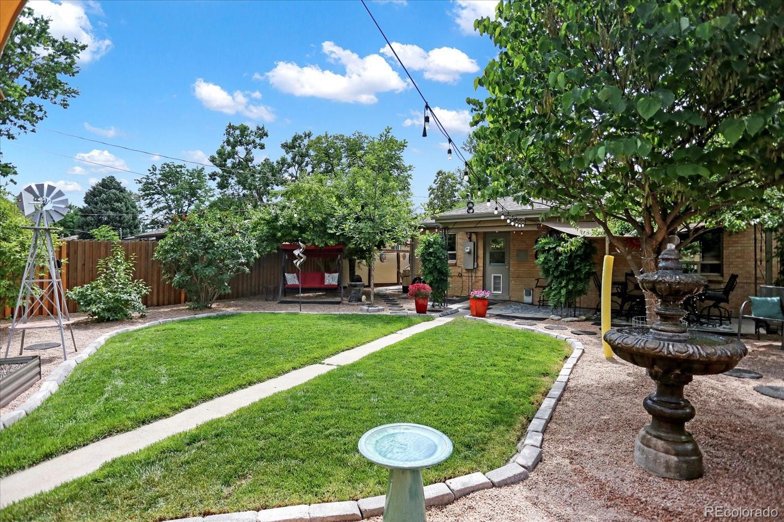 MLS Image #35 for 1660  roslyn street,denver, Colorado