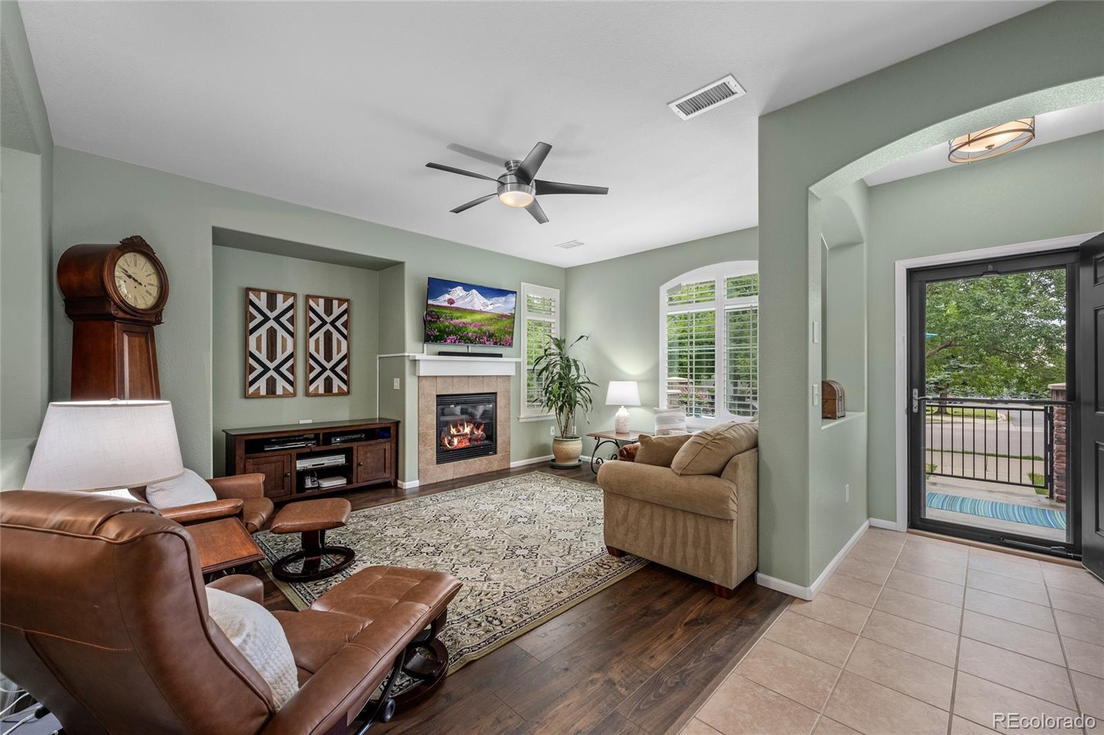 MLS Image #5 for 657 w burgundy street,highlands ranch, Colorado