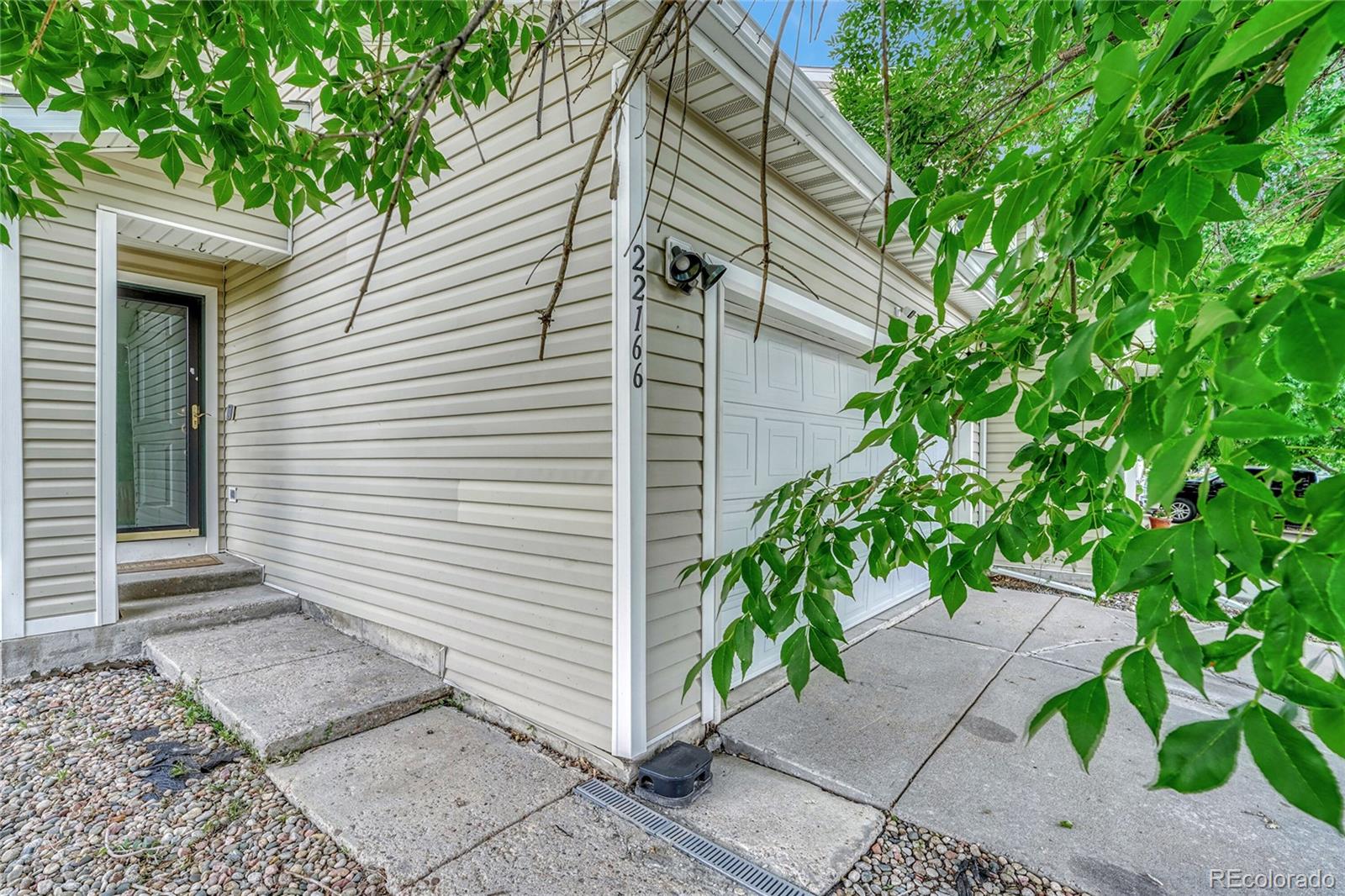 MLS Image #3 for 22166 e berry place,aurora, Colorado