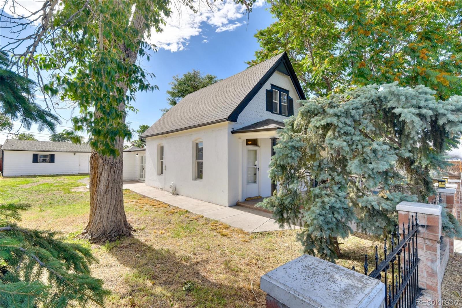 MLS Image #2 for 4457 n logan street,denver, Colorado