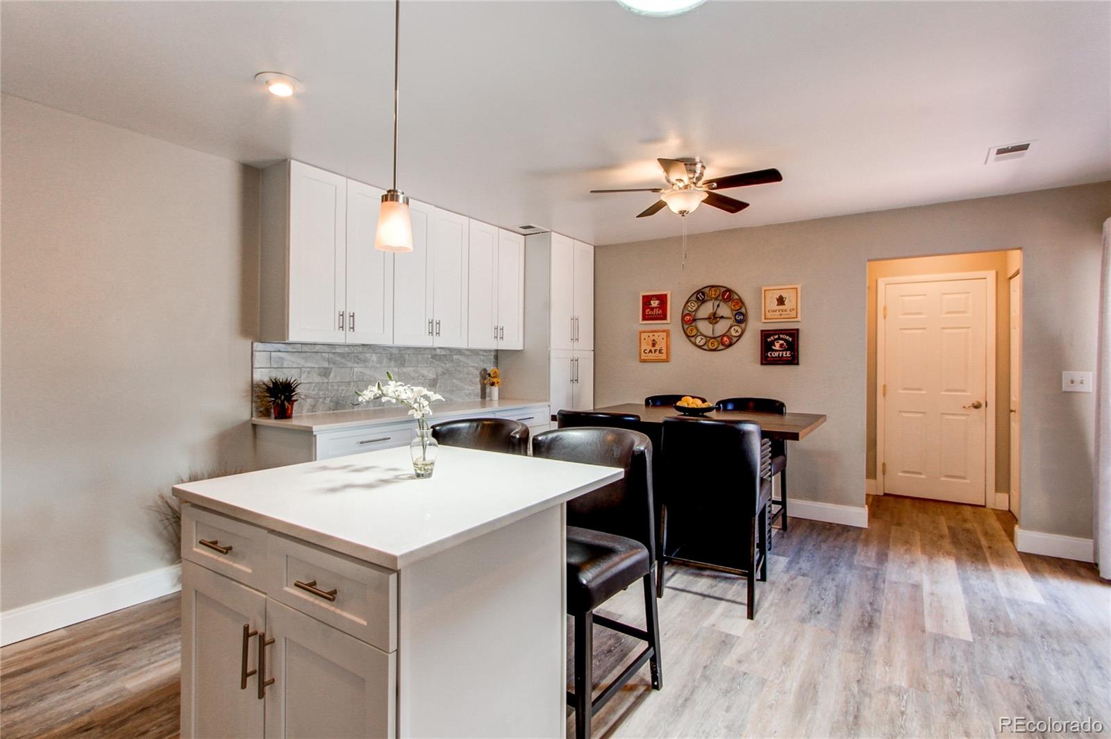 MLS Image #11 for 2816 s wheeling way,aurora, Colorado