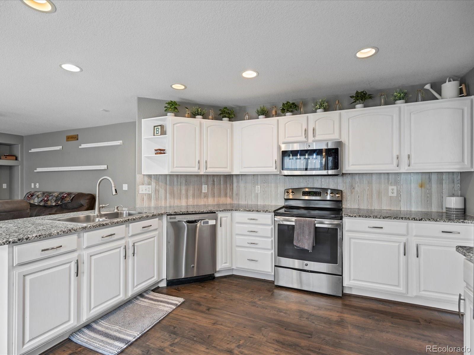 MLS Image #12 for 2708 e 148th drive,thornton, Colorado