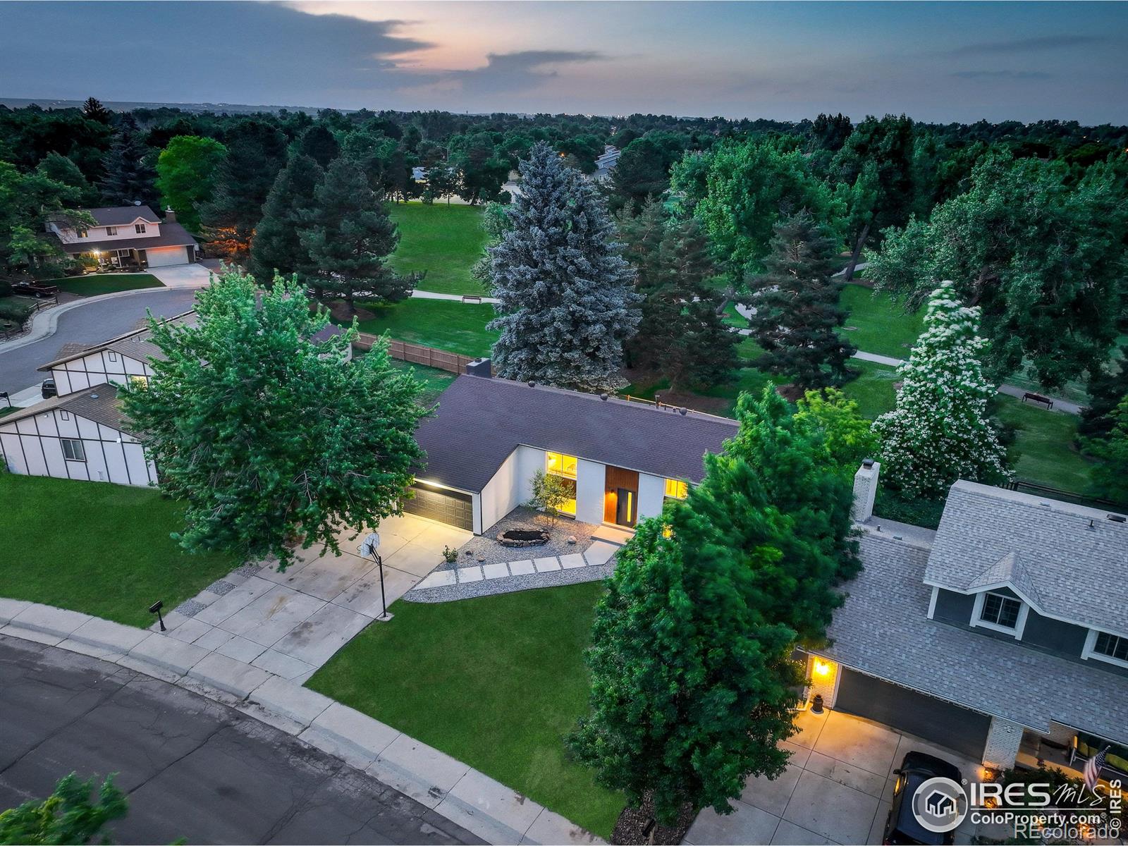 MLS Image #7 for 8372  everett way,arvada, Colorado