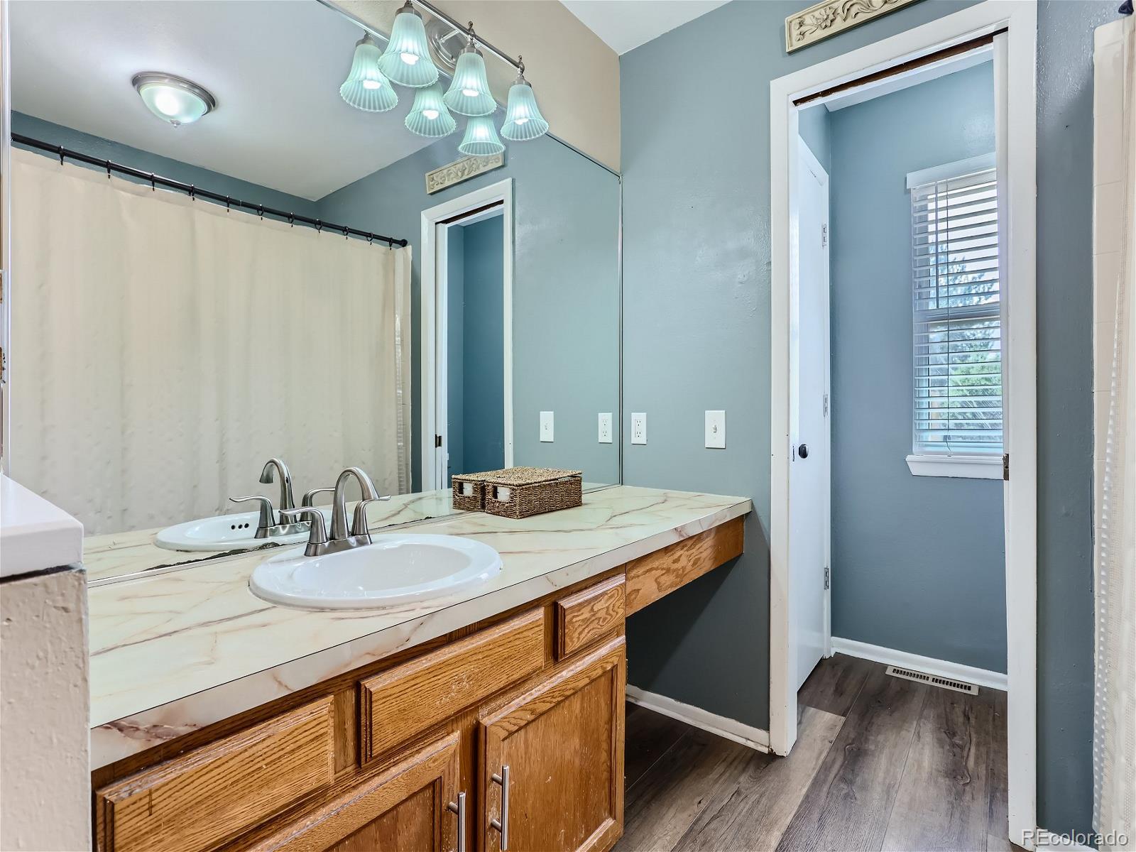 MLS Image #11 for 4517  ensenada street,denver, Colorado