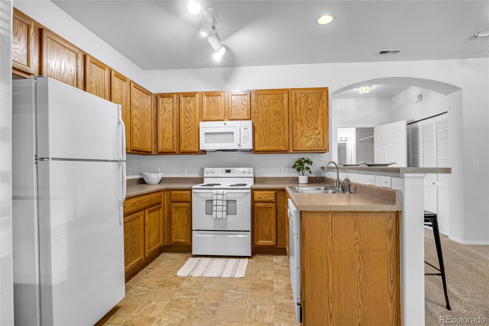 MLS Image #2 for 16392 e fremont avenue,aurora, Colorado