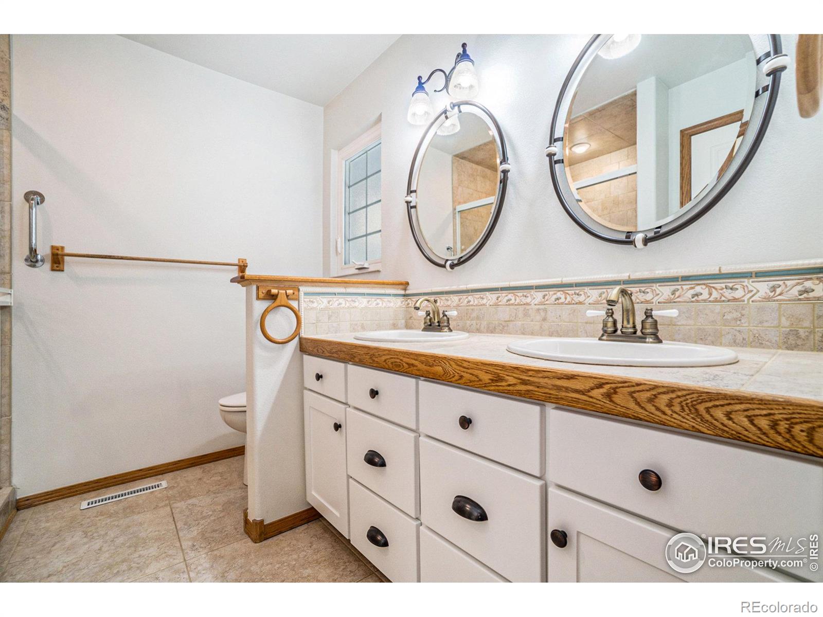 MLS Image #23 for 1111  sandra drive,johnstown, Colorado