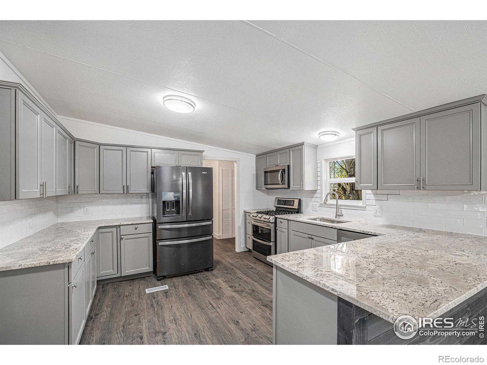 MLS Image #9 for 811  plum avenue,lochbuie, Colorado