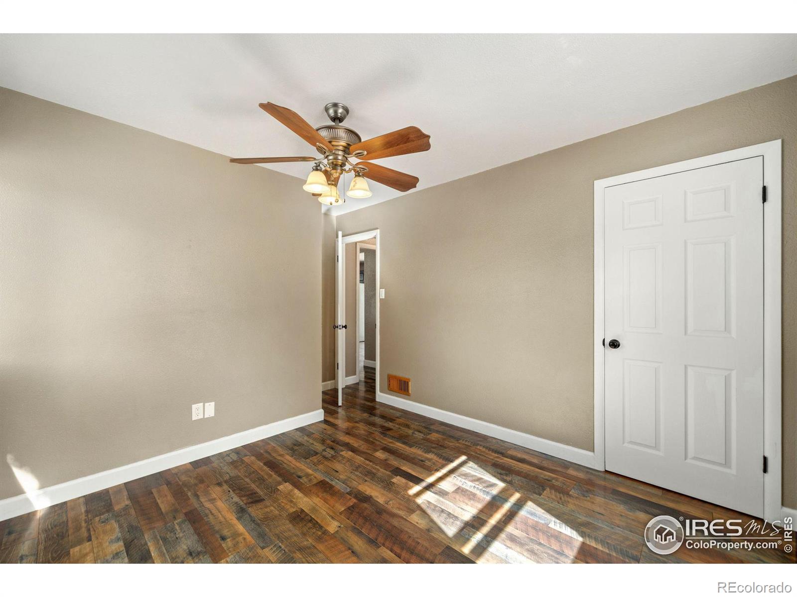 MLS Image #10 for 2401  15th ave ct,greeley, Colorado