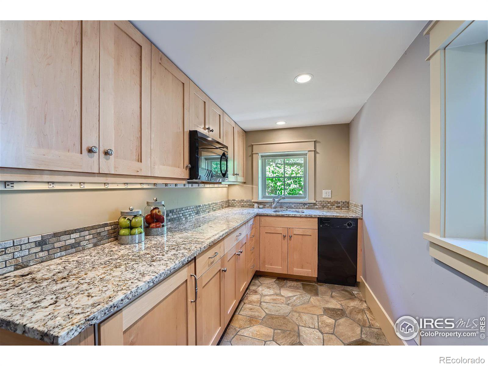 MLS Image #31 for 546  14th street,boulder, Colorado