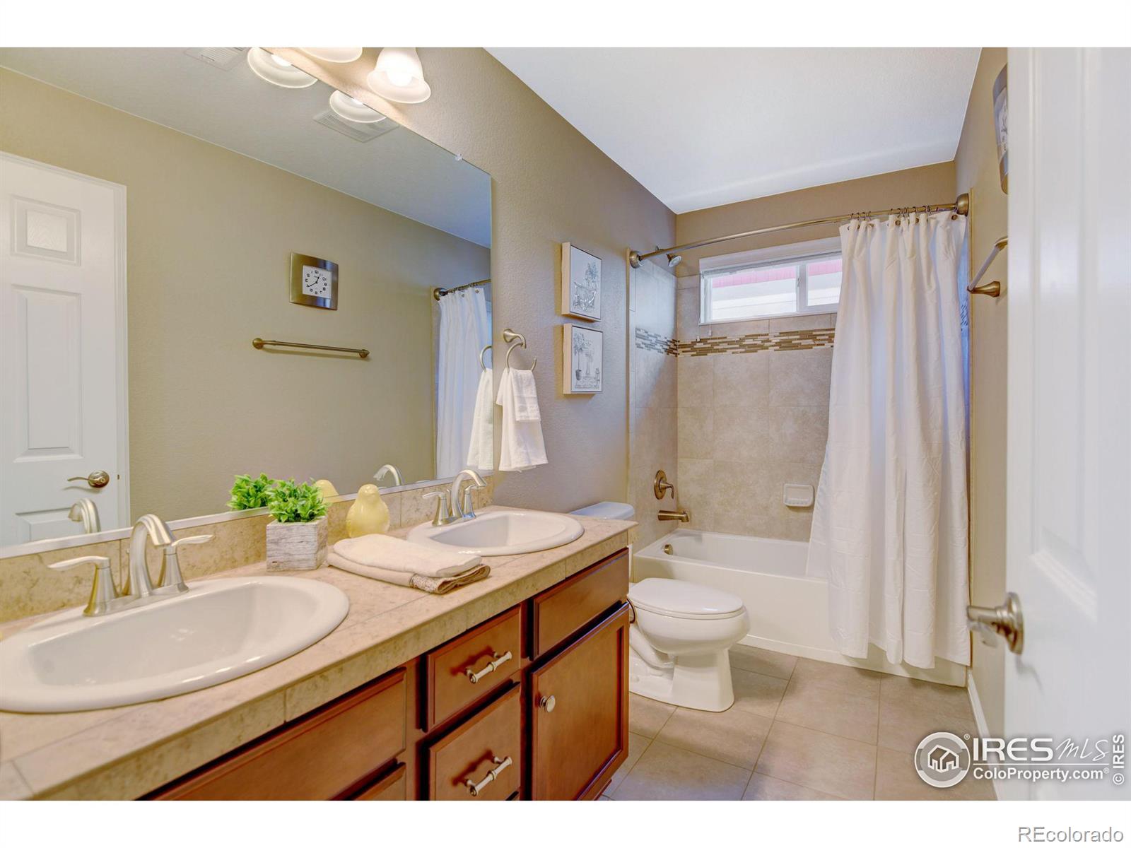 MLS Image #35 for 12233  roslyn street,thornton, Colorado