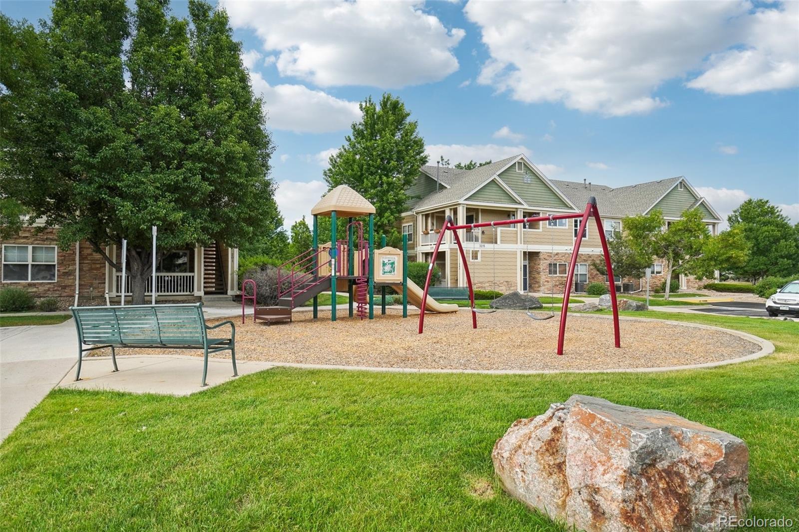 MLS Image #36 for 3375  boulder circle,broomfield, Colorado