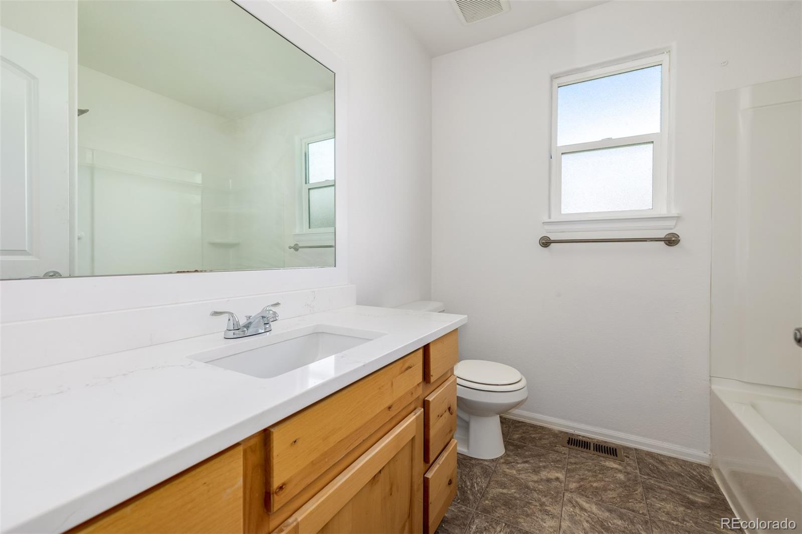 MLS Image #16 for 2188  grain bin court,windsor, Colorado