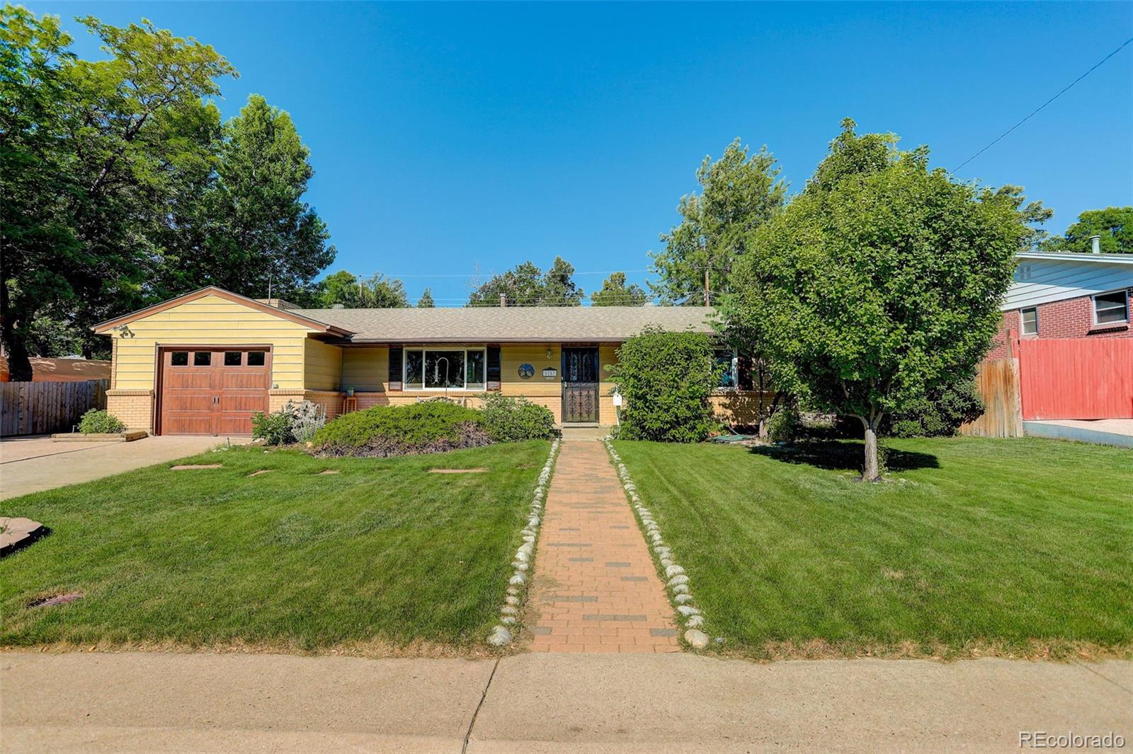 CMA Image for 5257 S Mabre Court,Littleton, Colorado