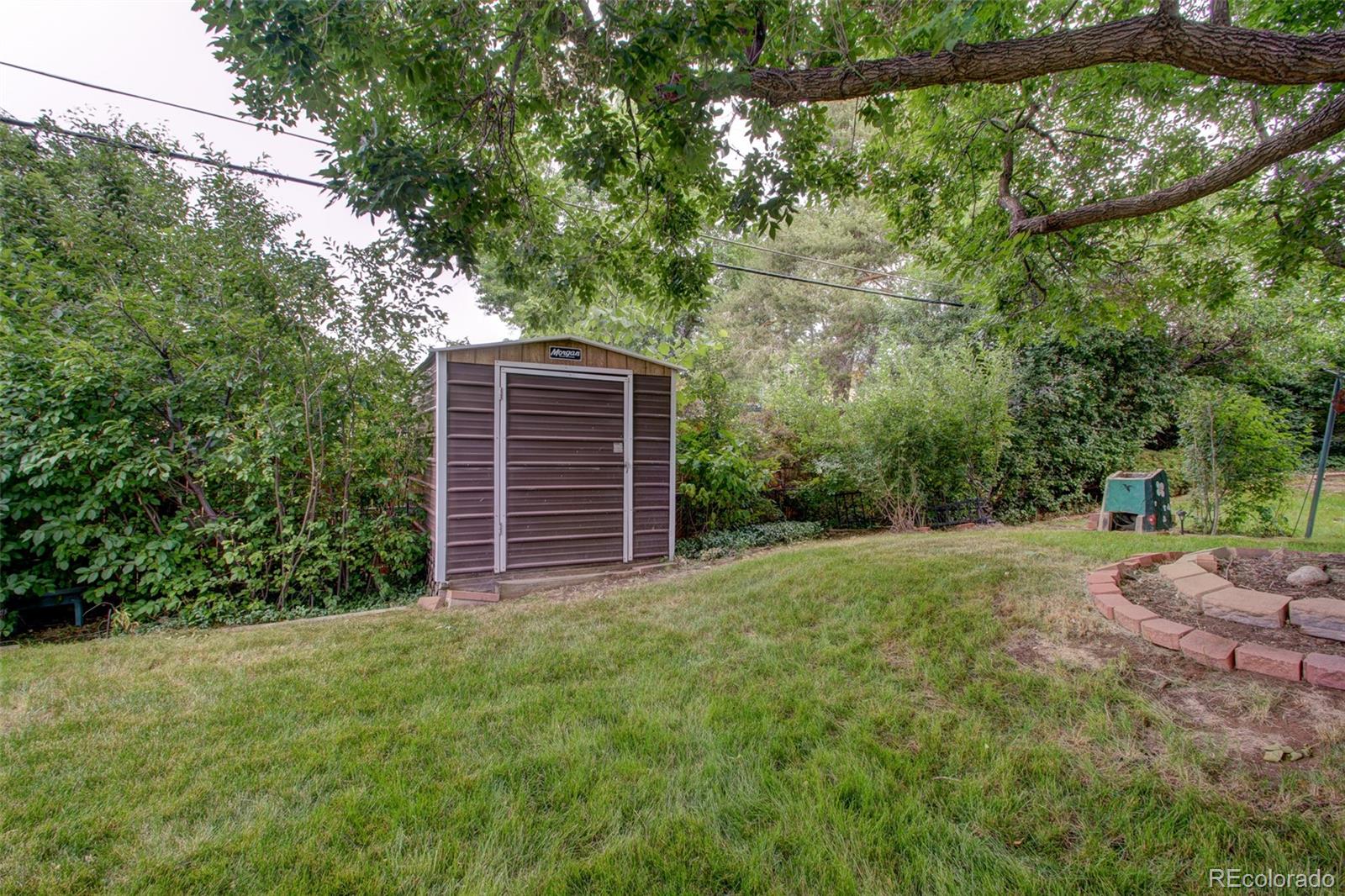 MLS Image #27 for 2713 s vrain street,denver, Colorado