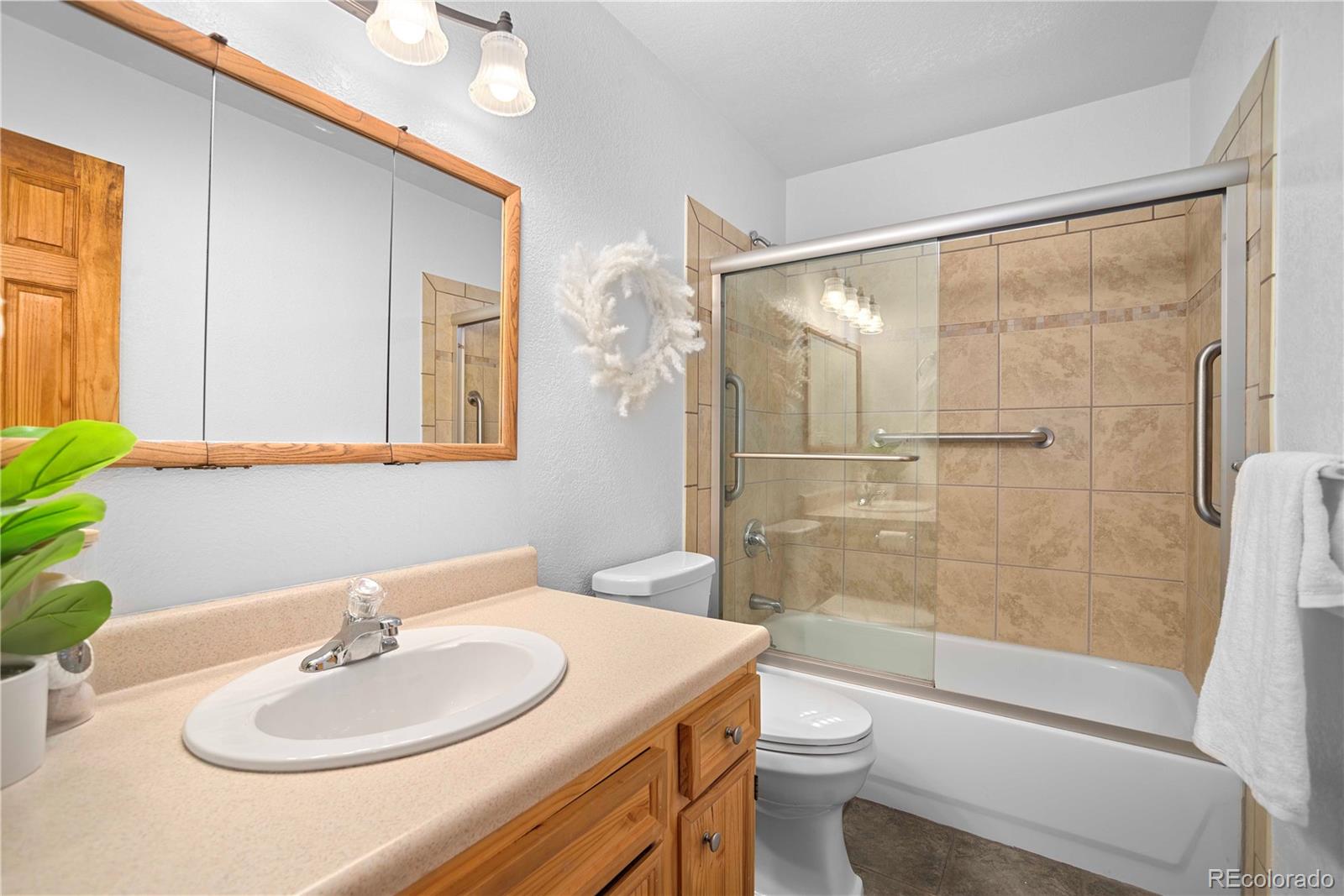 MLS Image #16 for 6052 s dudley way,littleton, Colorado