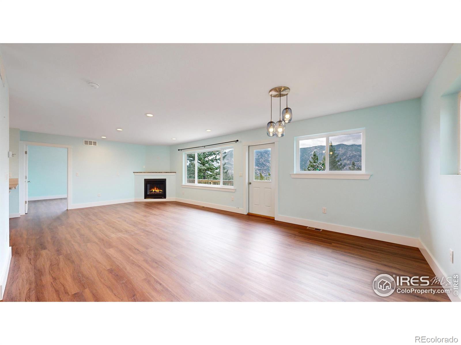 MLS Image #2 for 922  easton road,lyons, Colorado